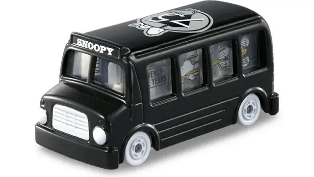 2025 AUG Dream Tomica PEANUTS 75th Anniversary Dream Tomica Collection - Image 2