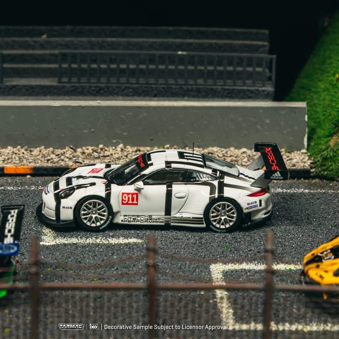 2025 Tarmac Works X Tawiwan 7-11 exclusive 1/64 Scale RWB & Porsche 911 GT3 R set of 5pcs - Image 4