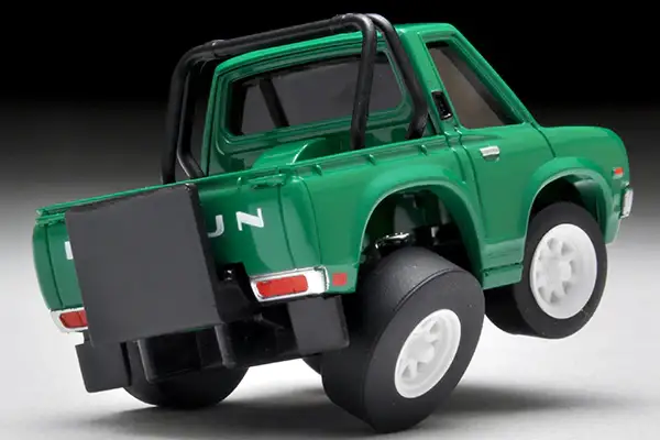 Choro Q Zero QS-03a Datsun Truck (green) - Image 2