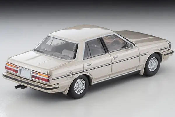 Tomica Limited Vintage Neo LV-N137c Toyota Cresta Super Lucent Twin Cam 24 (Beige) 1986 model - Image 2