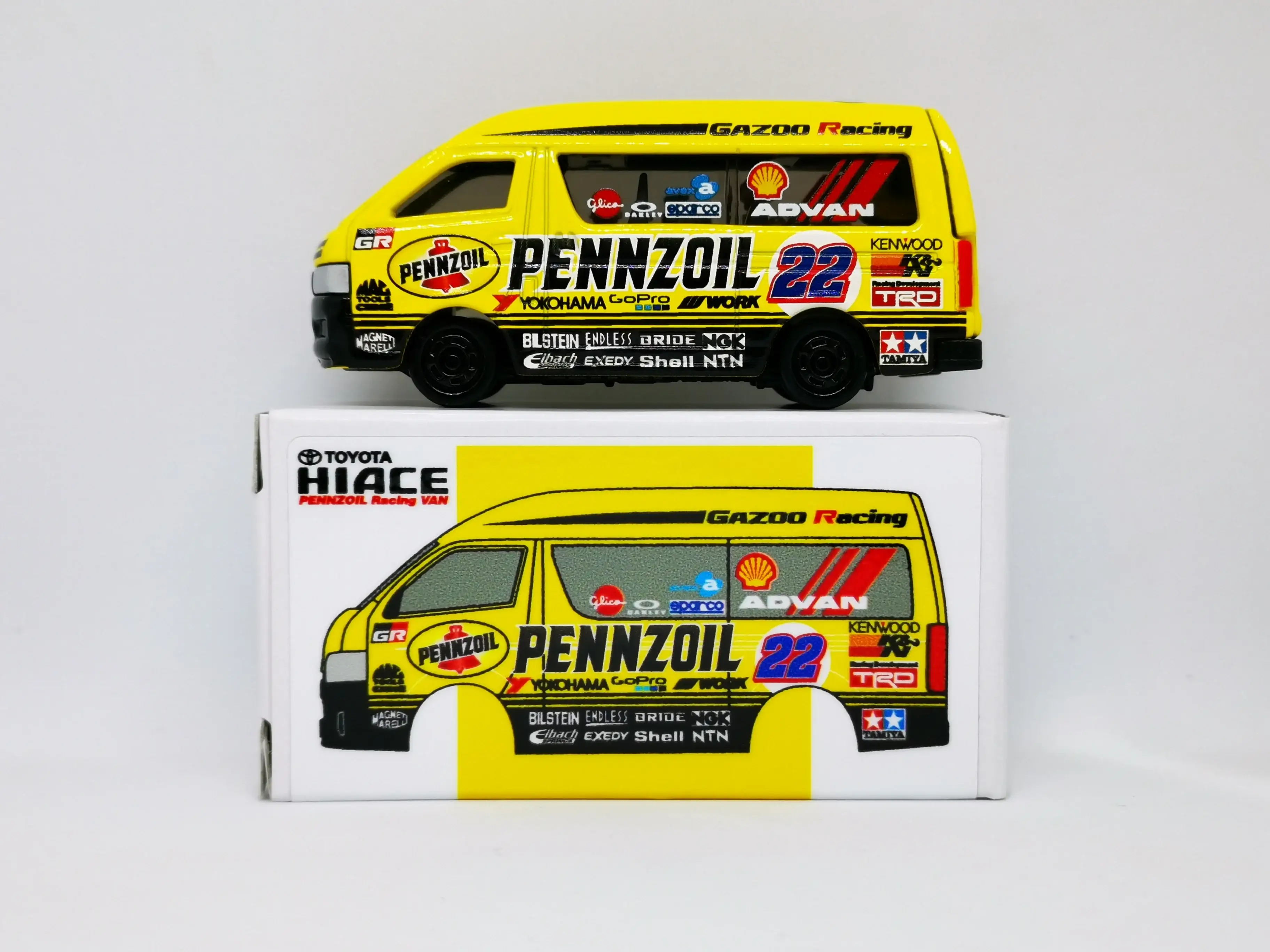 Tomica Pennzoil Toyota Hiace - Image 3