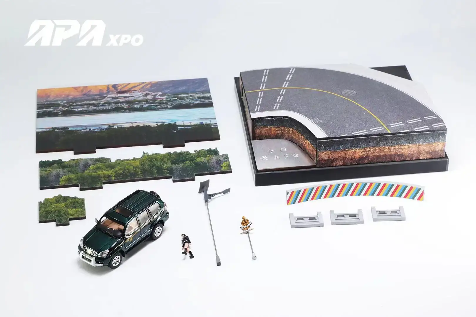 GCD 1:64 Scale x APA XPO Special Limited Toyota Land Cruiser Prado (J120W) - Image 3