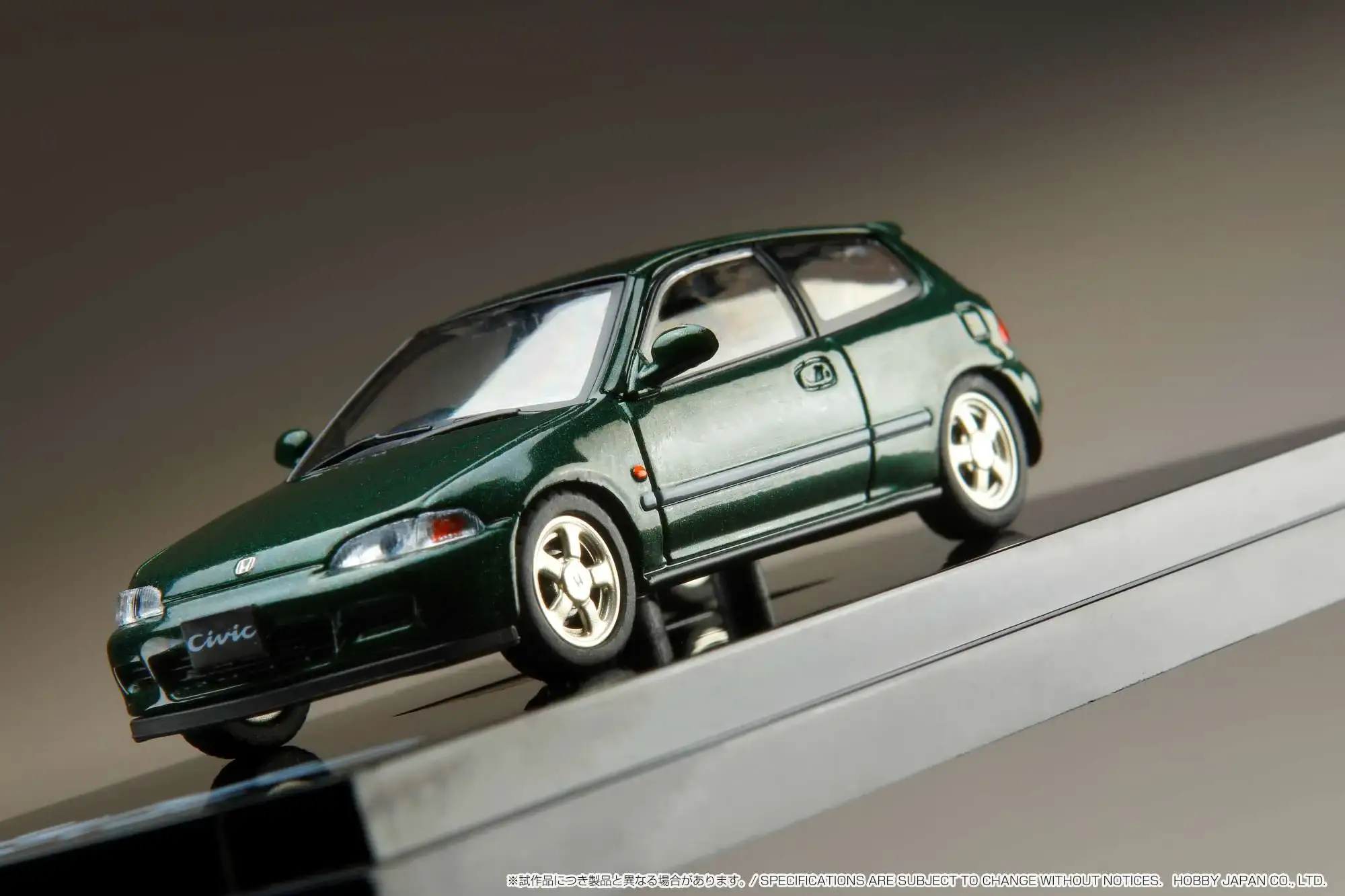 Hobby Japan 1/64 Honda CIVIC Type R (Eg6) SiR-S with Engine Display Model Green Pearl - Image 7