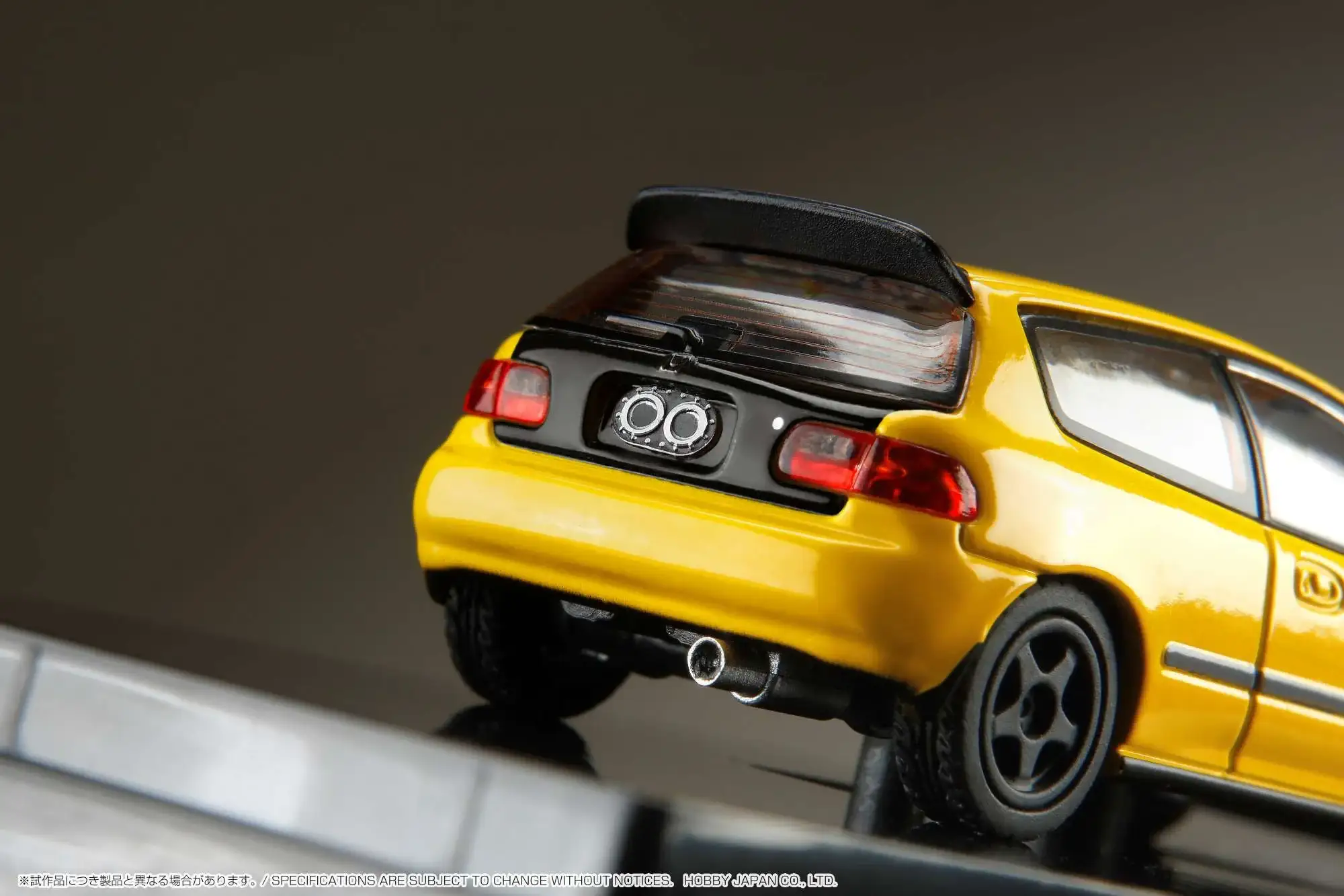 Hobby Japan 1/64 Honda CIVIC Type R (Eg6) JDM Style with Engine Display Model Customized Version Yellow - Image 2