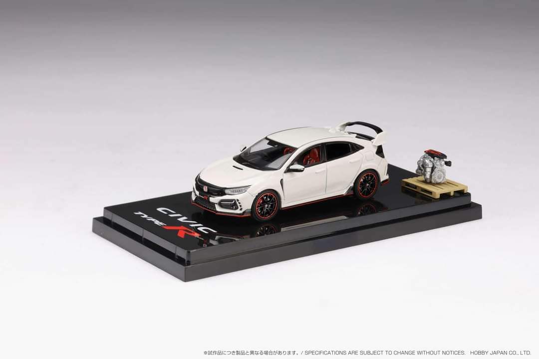 Hobby Japan 1/64 Honda CIVIC TYPER (FK8) 2020 with Engine Display Model - Image 3