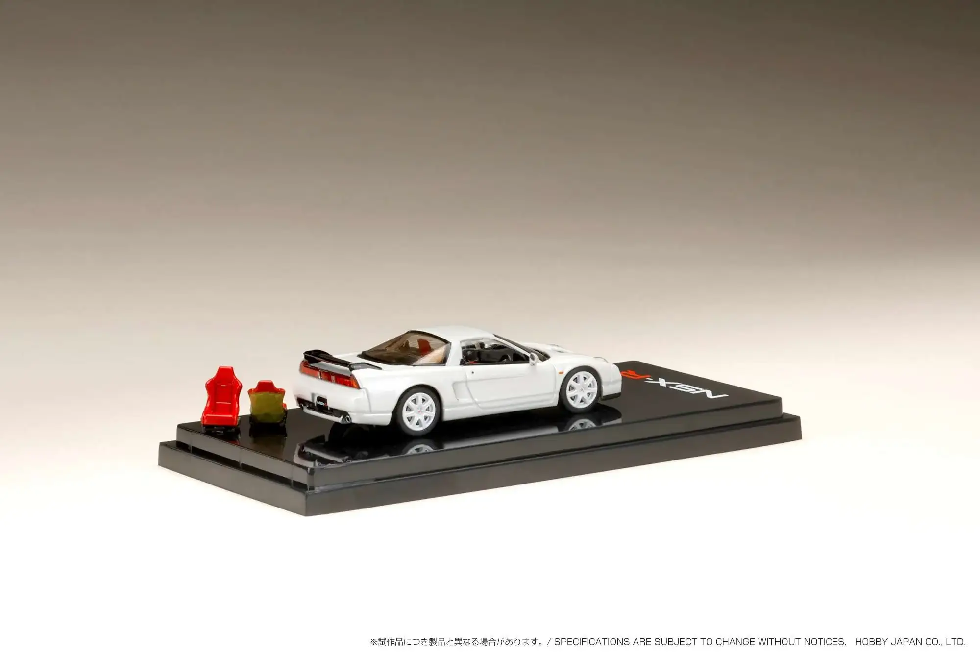 Hobby Japan 1/64 Honda NSX-R (NA2) with Genuine Seats Display Model Championship White - Image 5