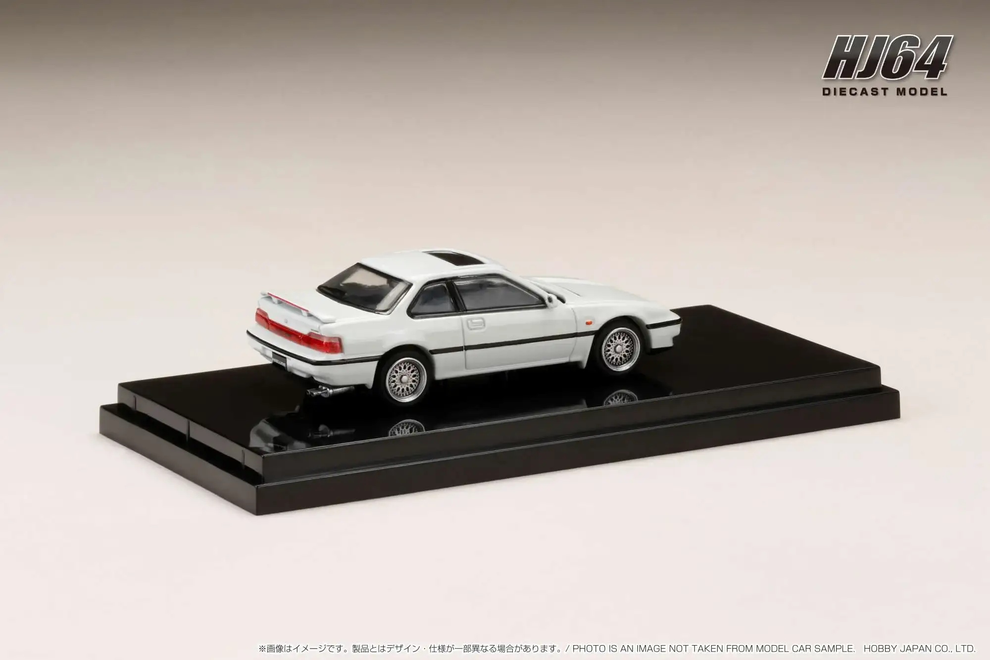 Hobby Japan 1/64 Honda Prelude Si (BA5) 1989 Customized Version (White) - Image 2