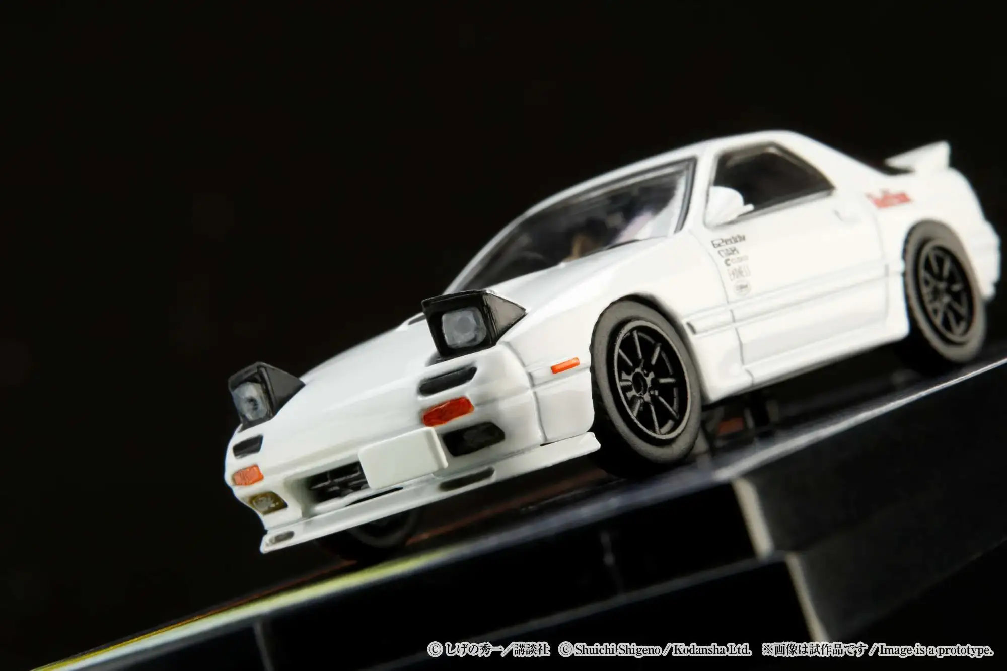 Hobby Japan Initial D 1/64 MAZDA RX-7 (FC3S) ∞ / INITIAL D VS Kyoichi Sudo With Ryosuke Takahashi Figure 高橋 涼介 - Image 5