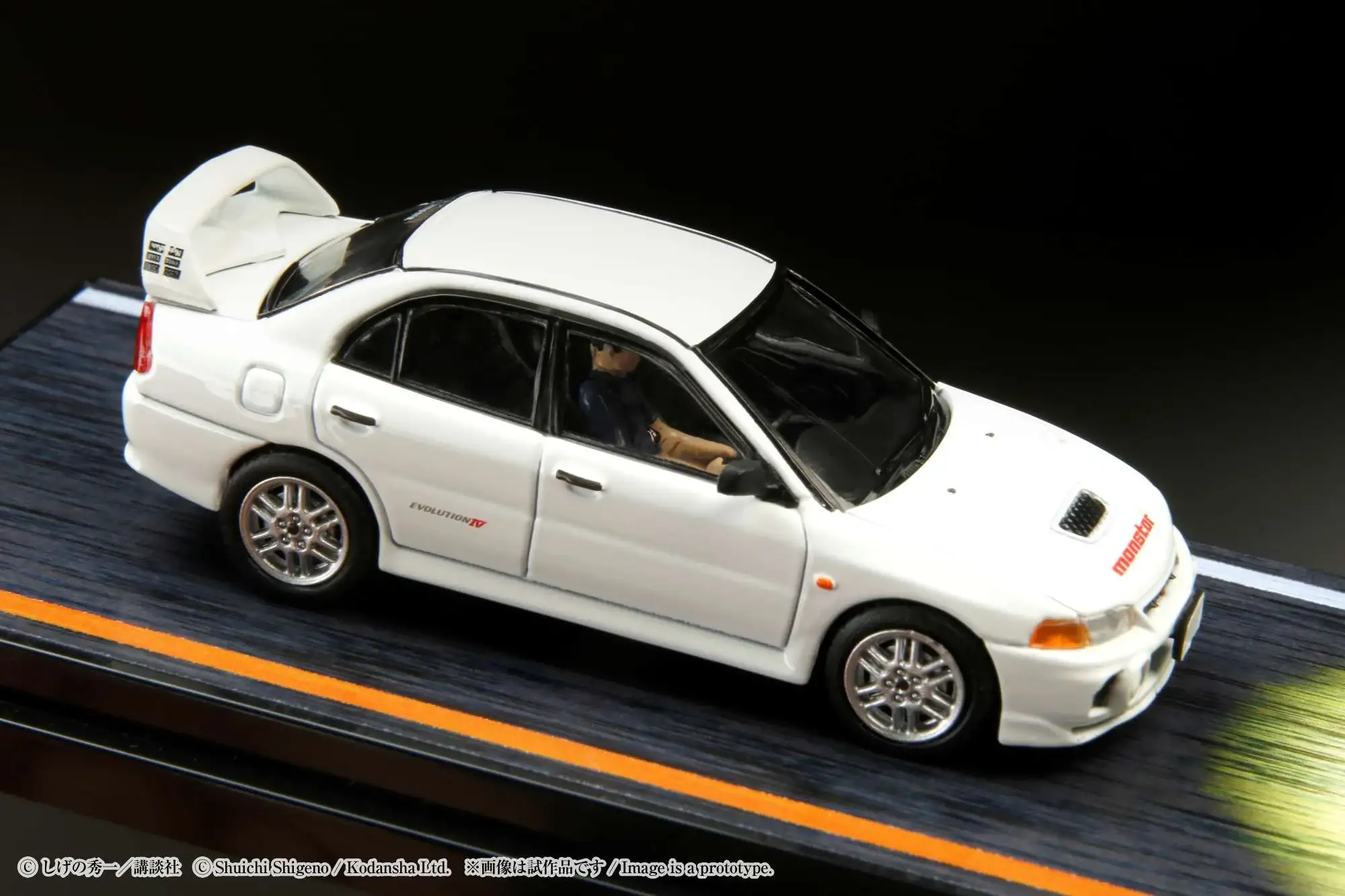 Hobby Japan Initial D 1/64 Mitsubishi Lancer RS Evolution Ⅳ / INITIAL D VS Takumi Fujiwara With Seiji Iwaki Figure - Image 7