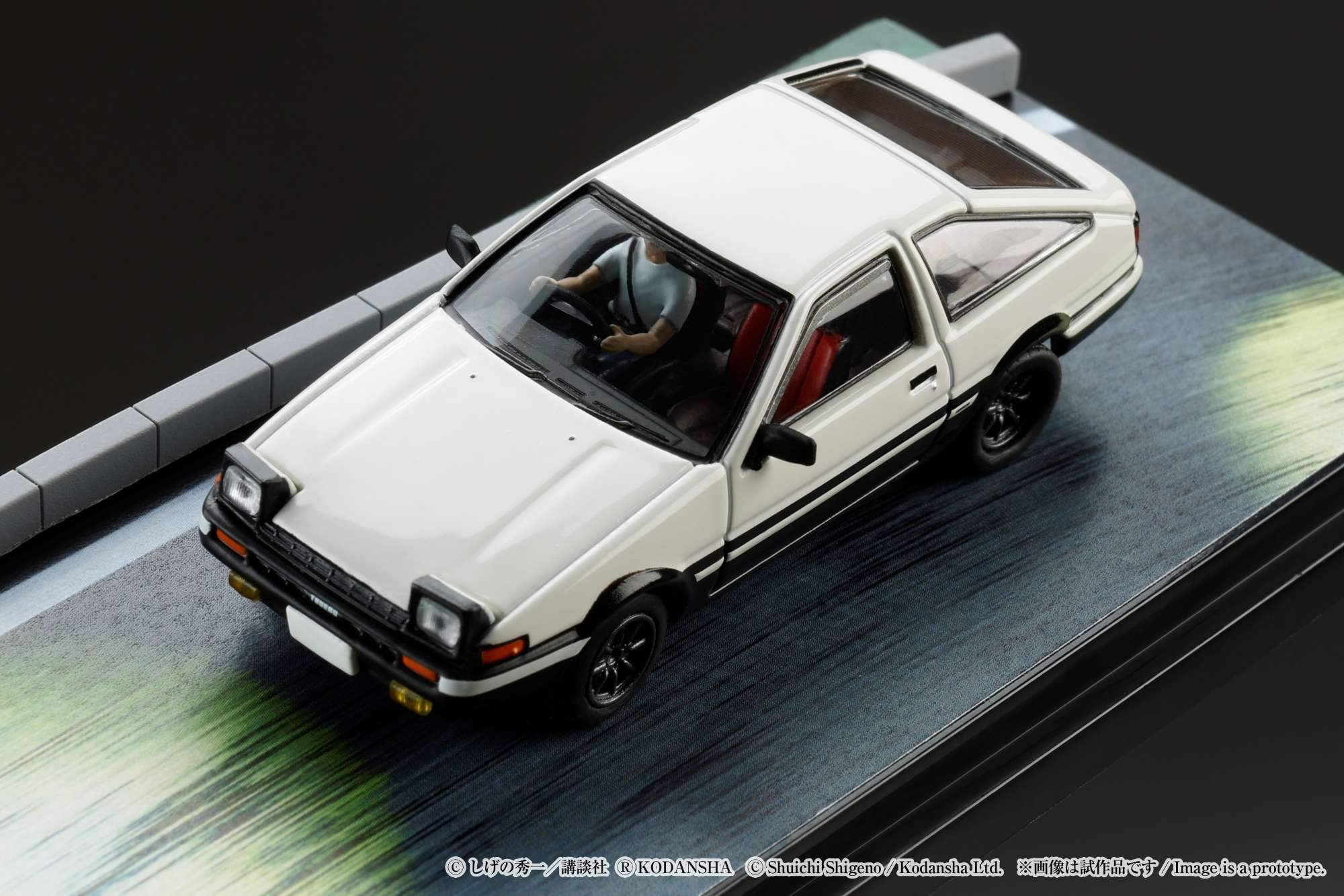 Hobby Japan Initial D 1/64 Toyota SPRINTER TRUENO GT APEX AE86 / INITIAL D VS Ryosuke Takahashi With Takumi Fujiwara Figure - Image 7