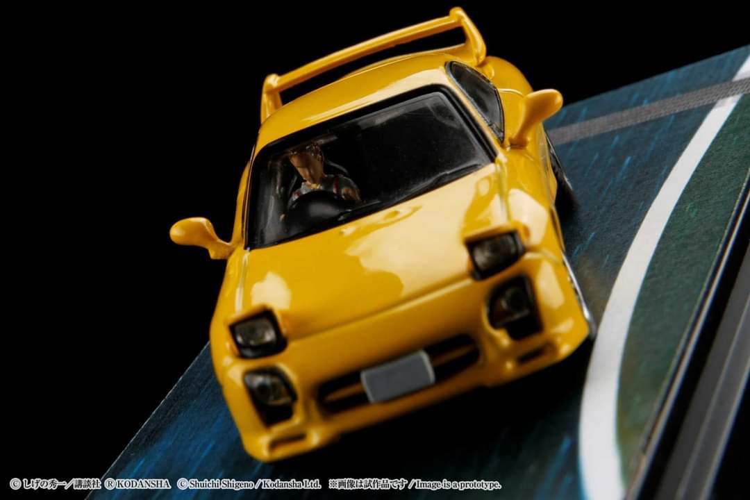 Hobby Japan 1/64 Initial D Mazda RX-7 (FD3S) Project D /Keisuke Takahashi - Image 4