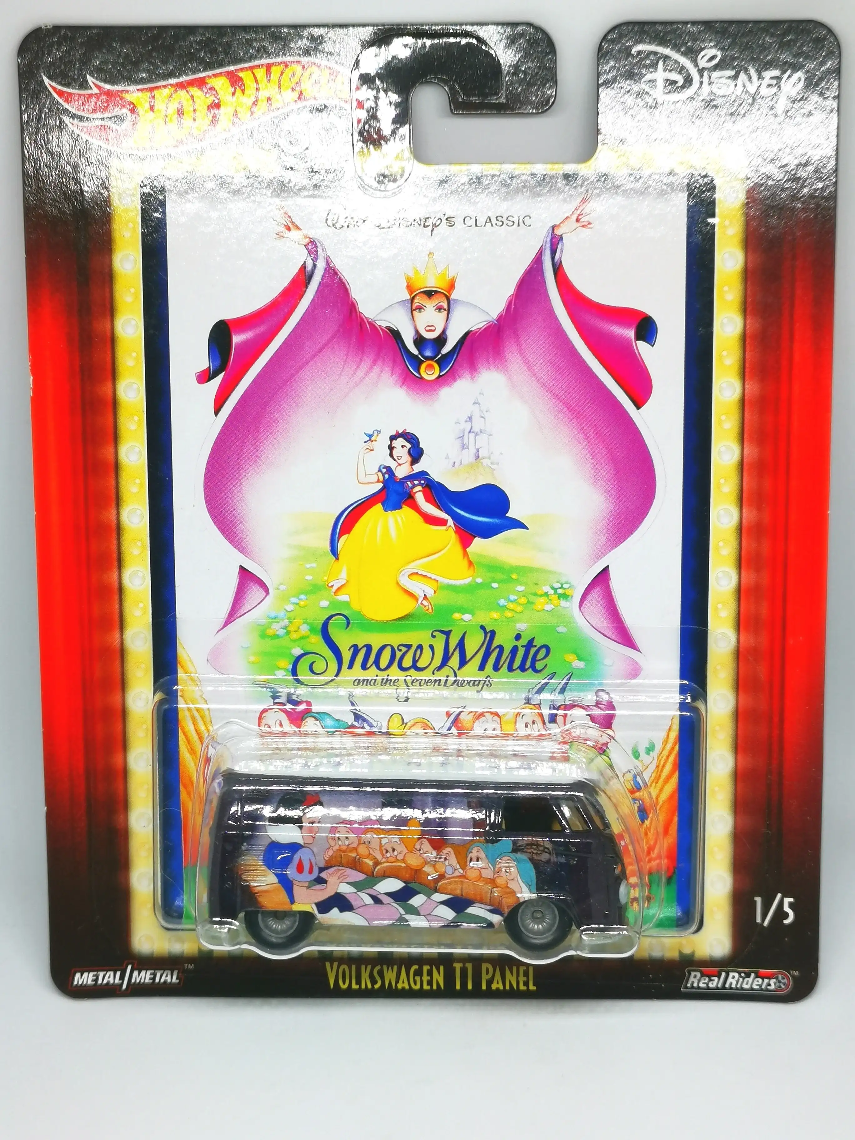 Hot Wheels 2018 Pop Culture Disney Classic Snow White Volkswagen T1 Panel