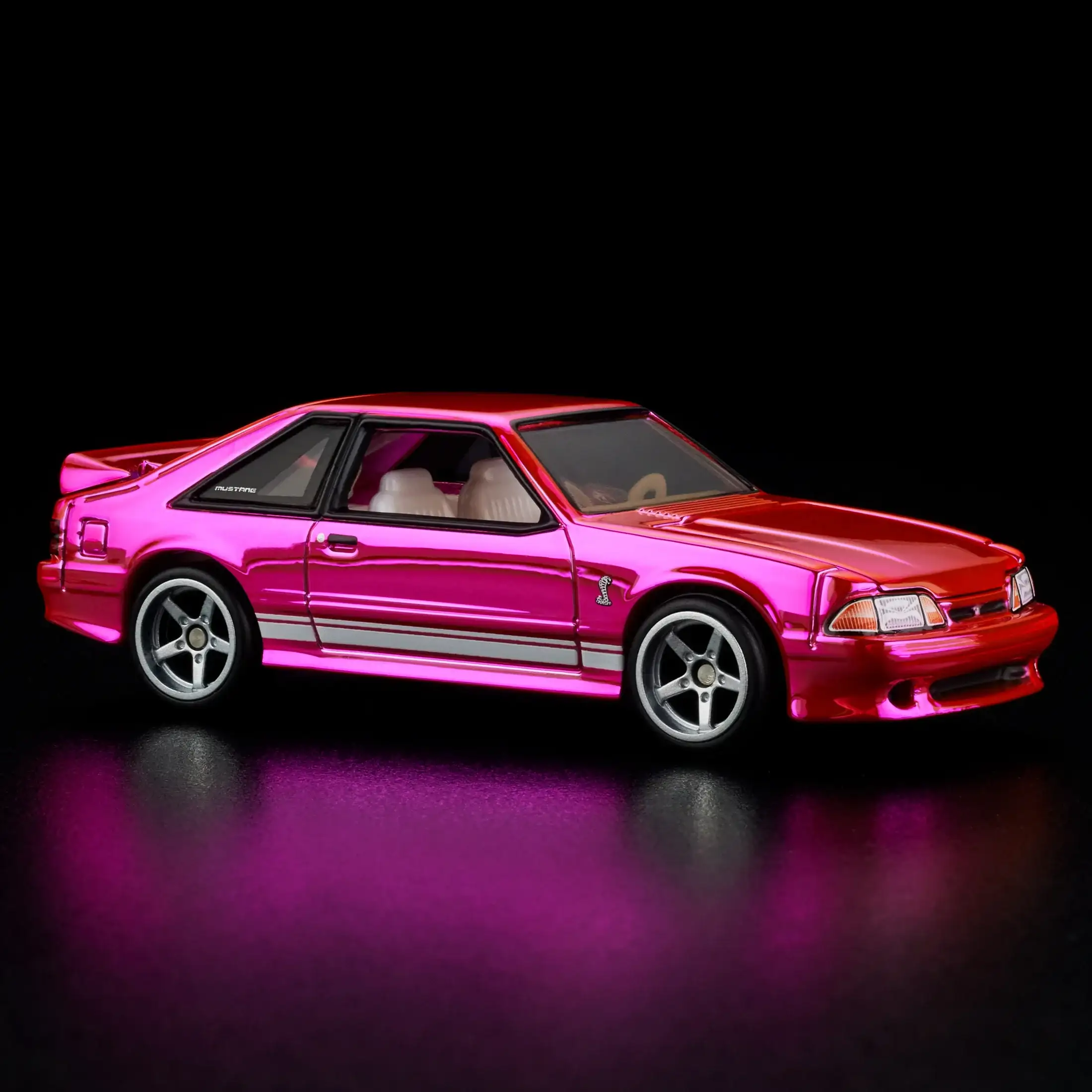 Hot Wheels 2023 RLC Club Exclusive ’93 Ford Cobra R - Image 3