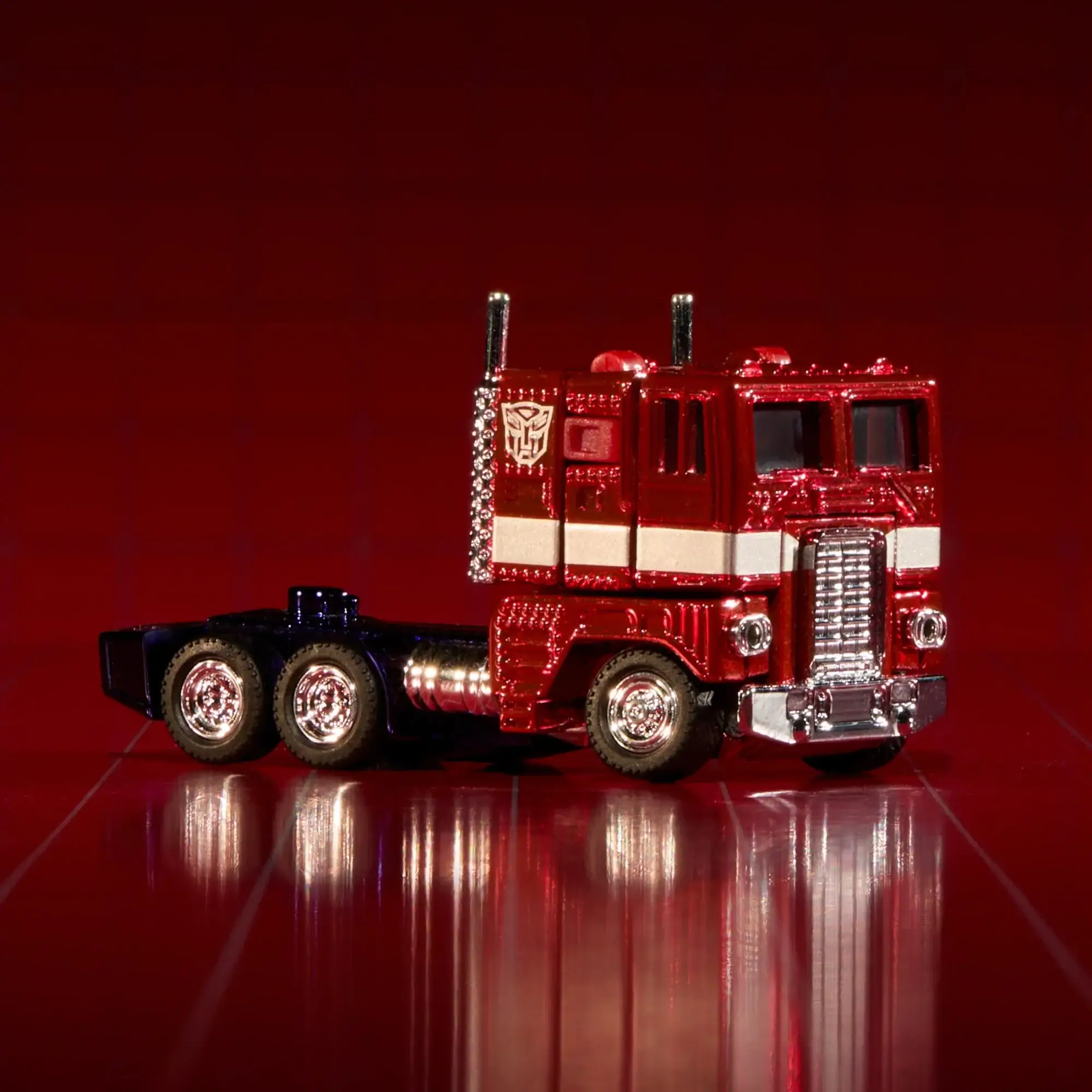 Hot Wheels Collectors Hot Wheels Transformers Optimus Prime - Image 2