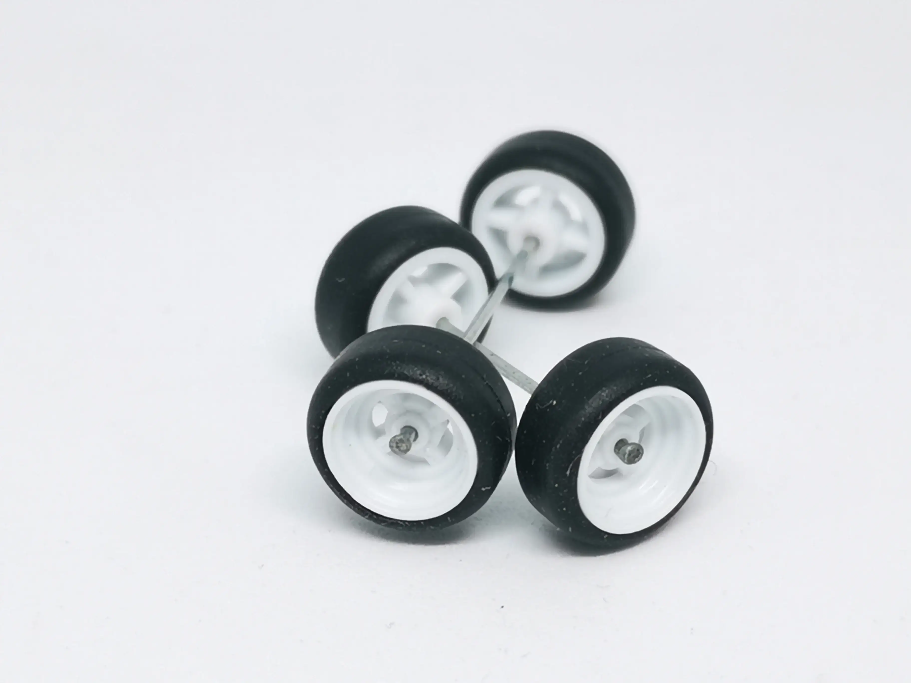 Hot Wheels Real RiderRims and Tires set 1:64 SCALE