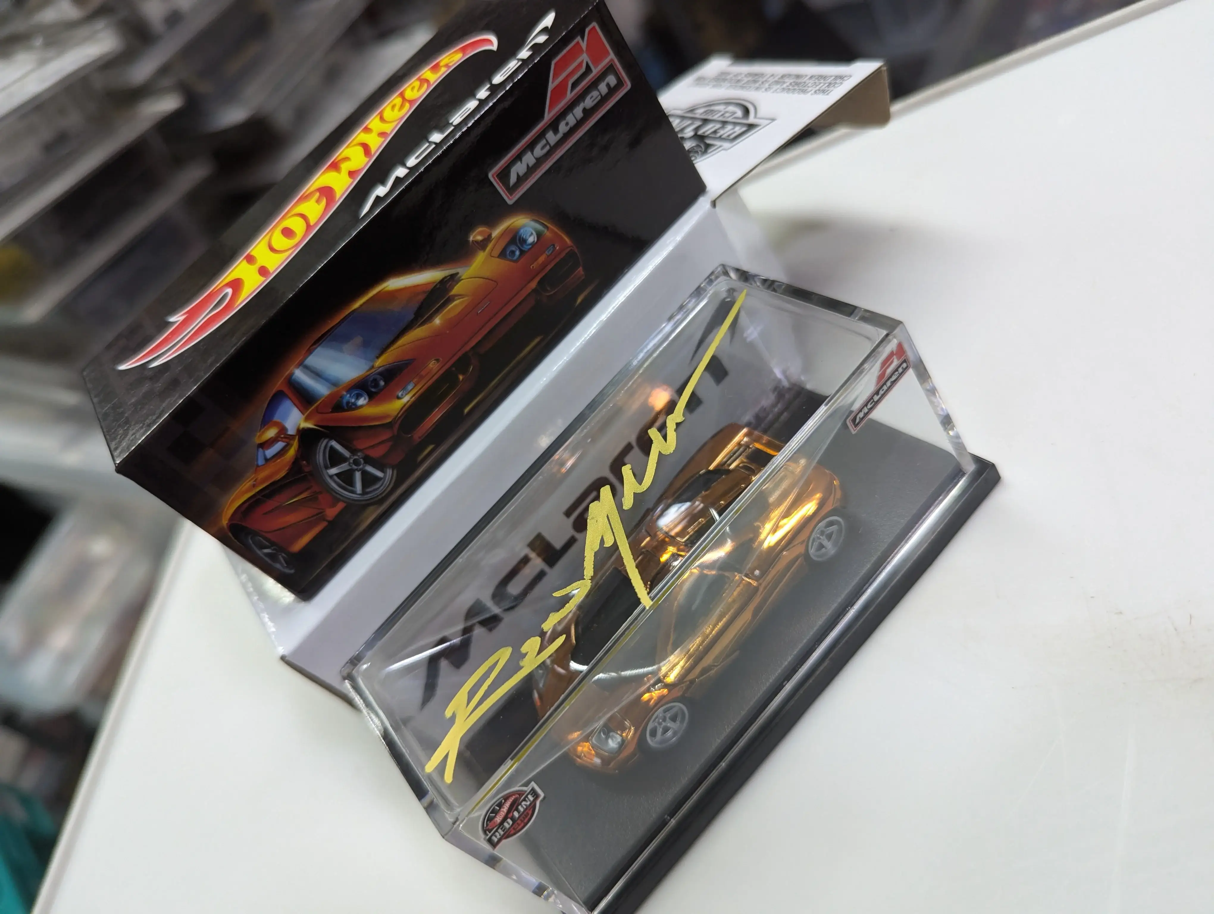 Hot Wheels Collector RLC Exclusive McLaren F1 - Image 10