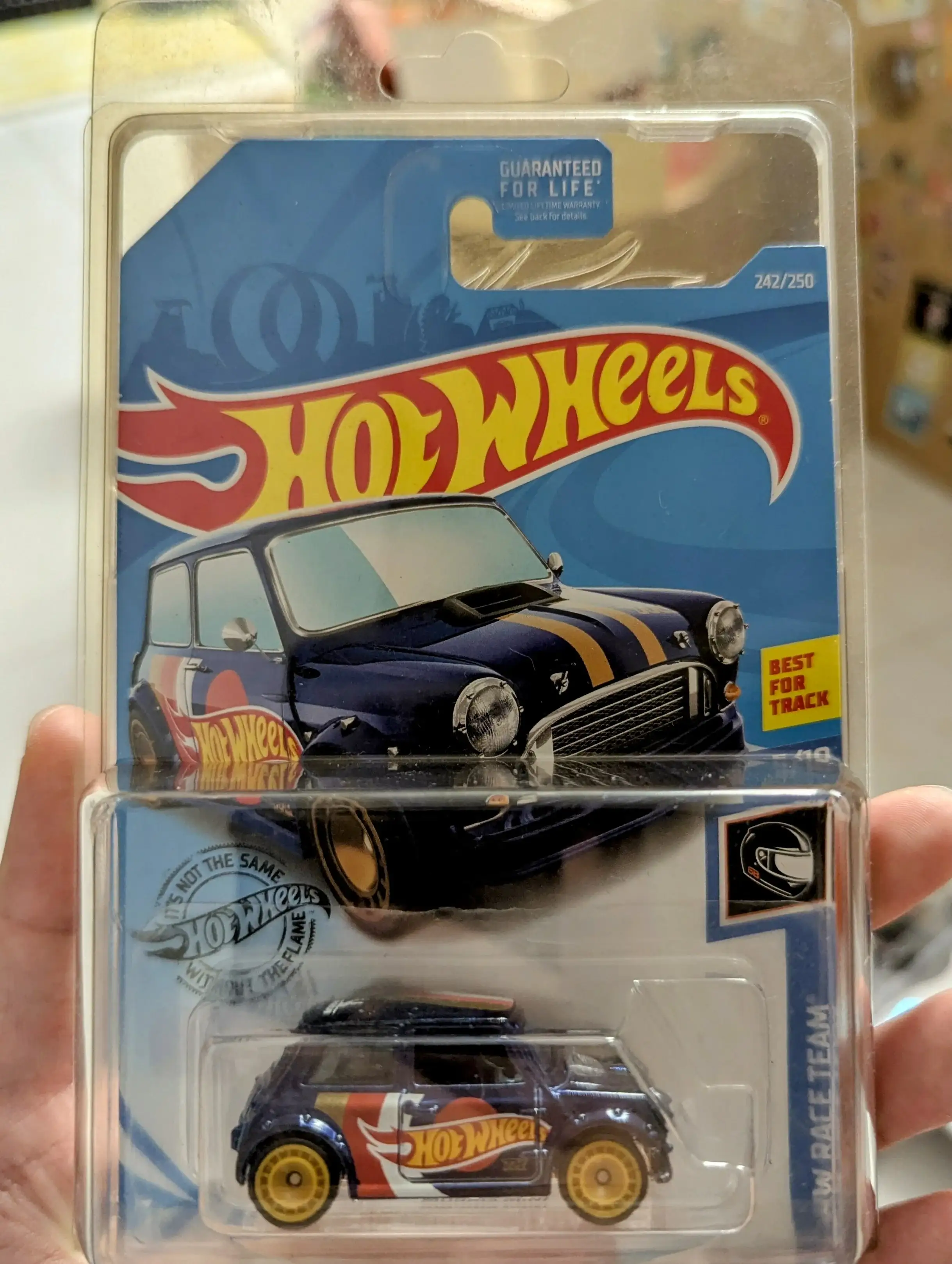 Hot Wheels Super Treasure Hunt Morris Mini