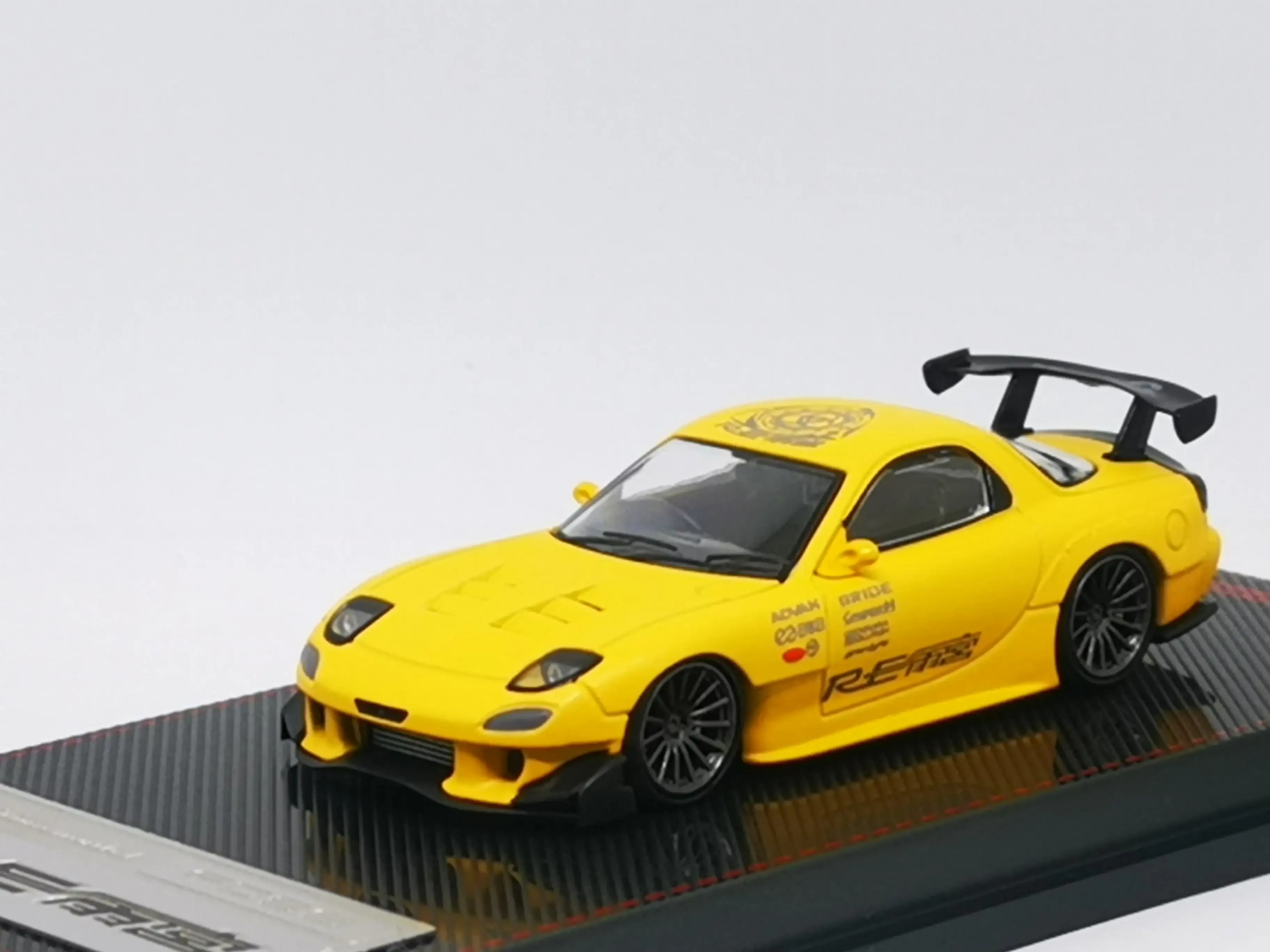 Ignition Model 1:64 Scale Mazda RX7 FD3S RE Amemiya Matte Yellow - Image 2