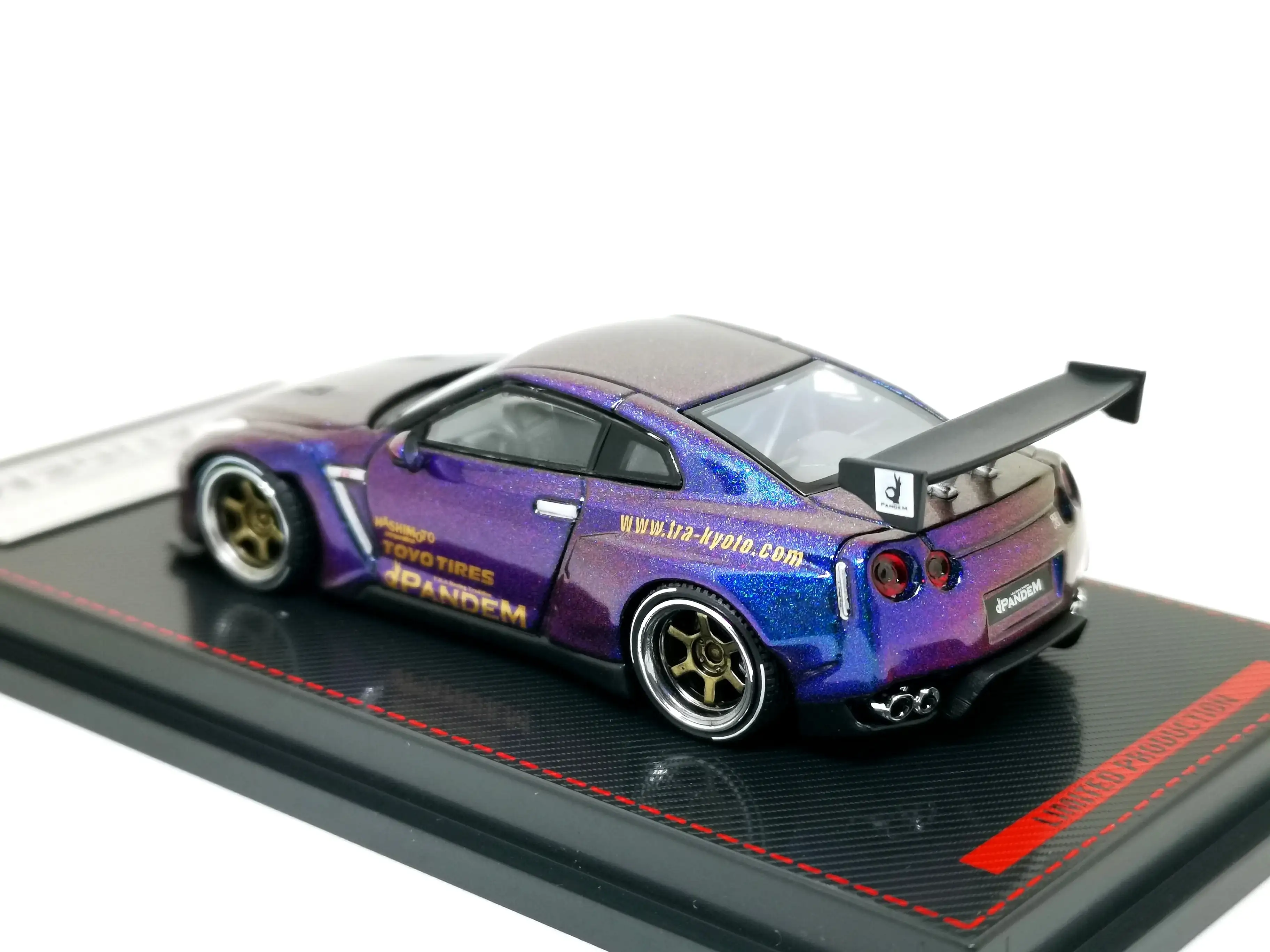 Ignition Model x MDX19 1:64 Scale Nissan GT-R Pandem Rocket Bunny (Malaysia Exclusive) - Image 3