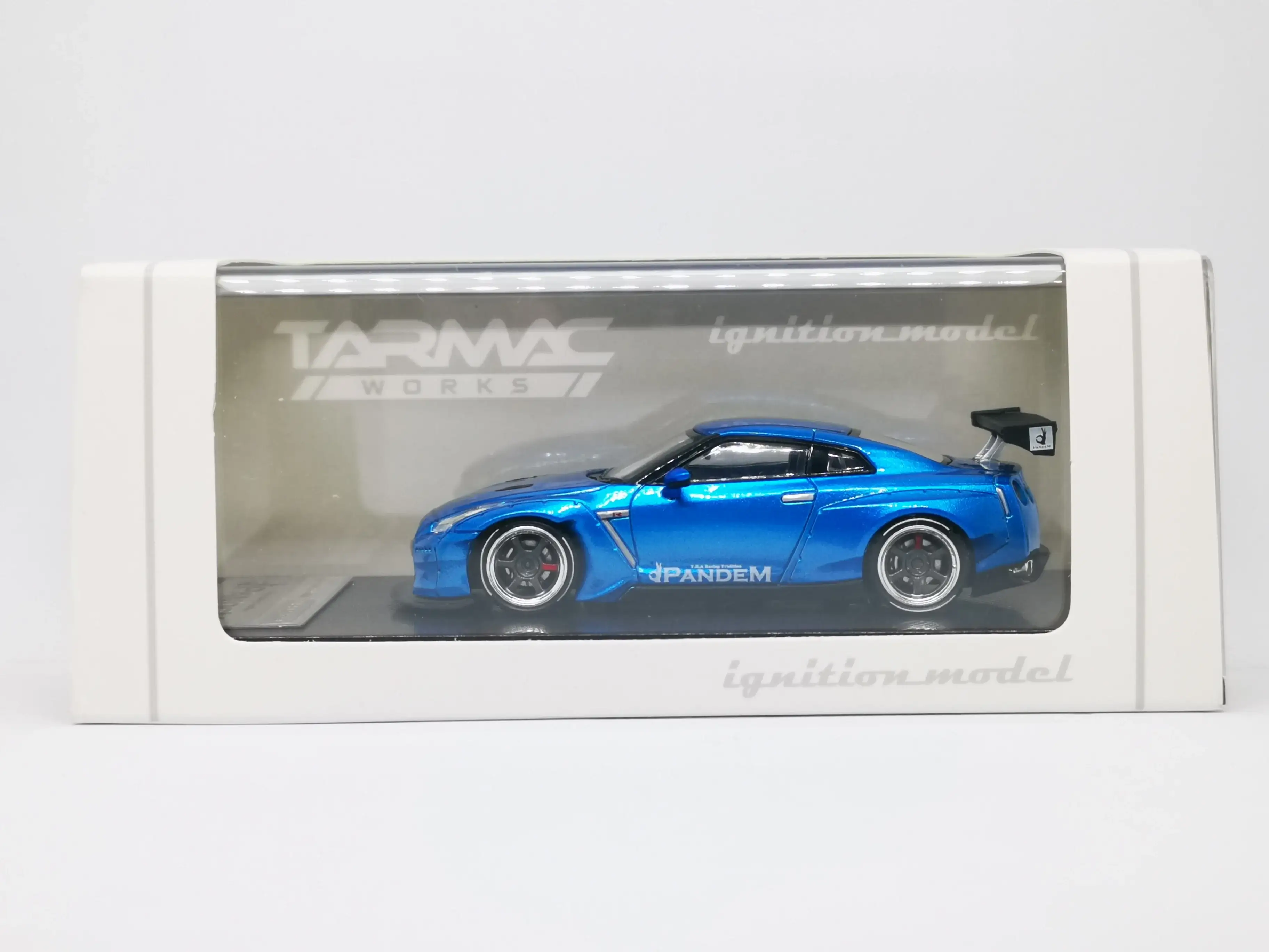 Ignition Model 1:64 Scale Pandem Nissan GT-R (Blue Metallic) - Image 4