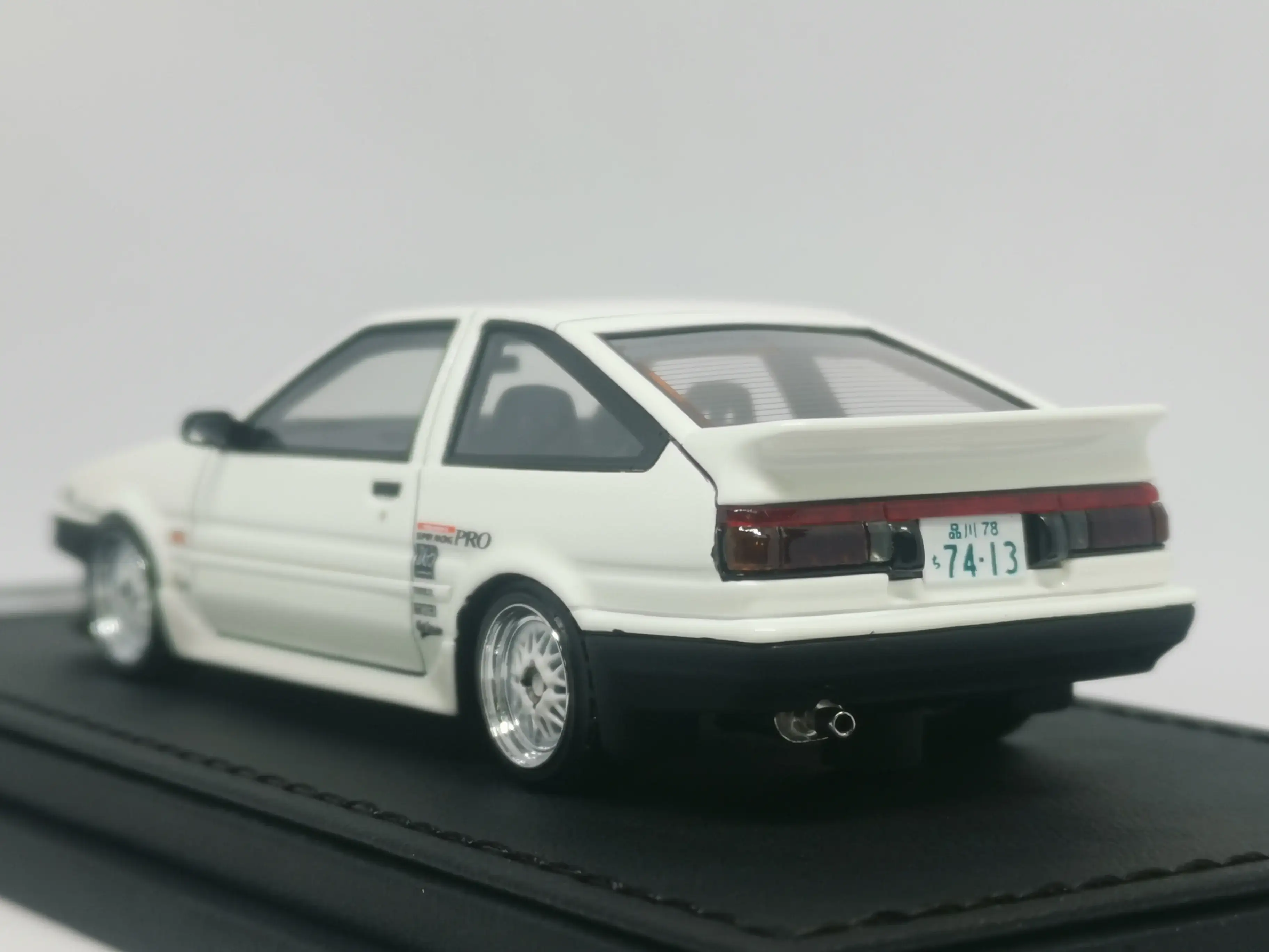 Ignition Model ig1588 1:43 Toyota Sprinter Trueno Corolla AE86 Keiichi Tsuchiya 土屋圭市 edition TK Street Ver.2 - Image 5