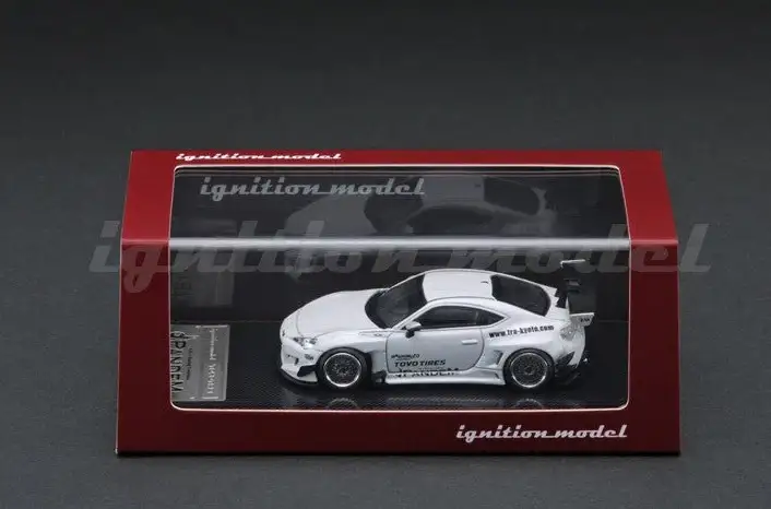 Ignition Model 1:64 Scale Pandem Toyota 86 V3 (White Metallic)