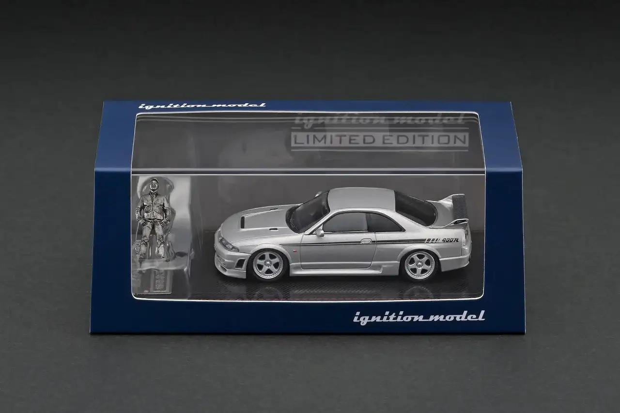 Ignition Model IG2501 1:64 Nissan R33 GT-R 400R (Silver) - Image 3