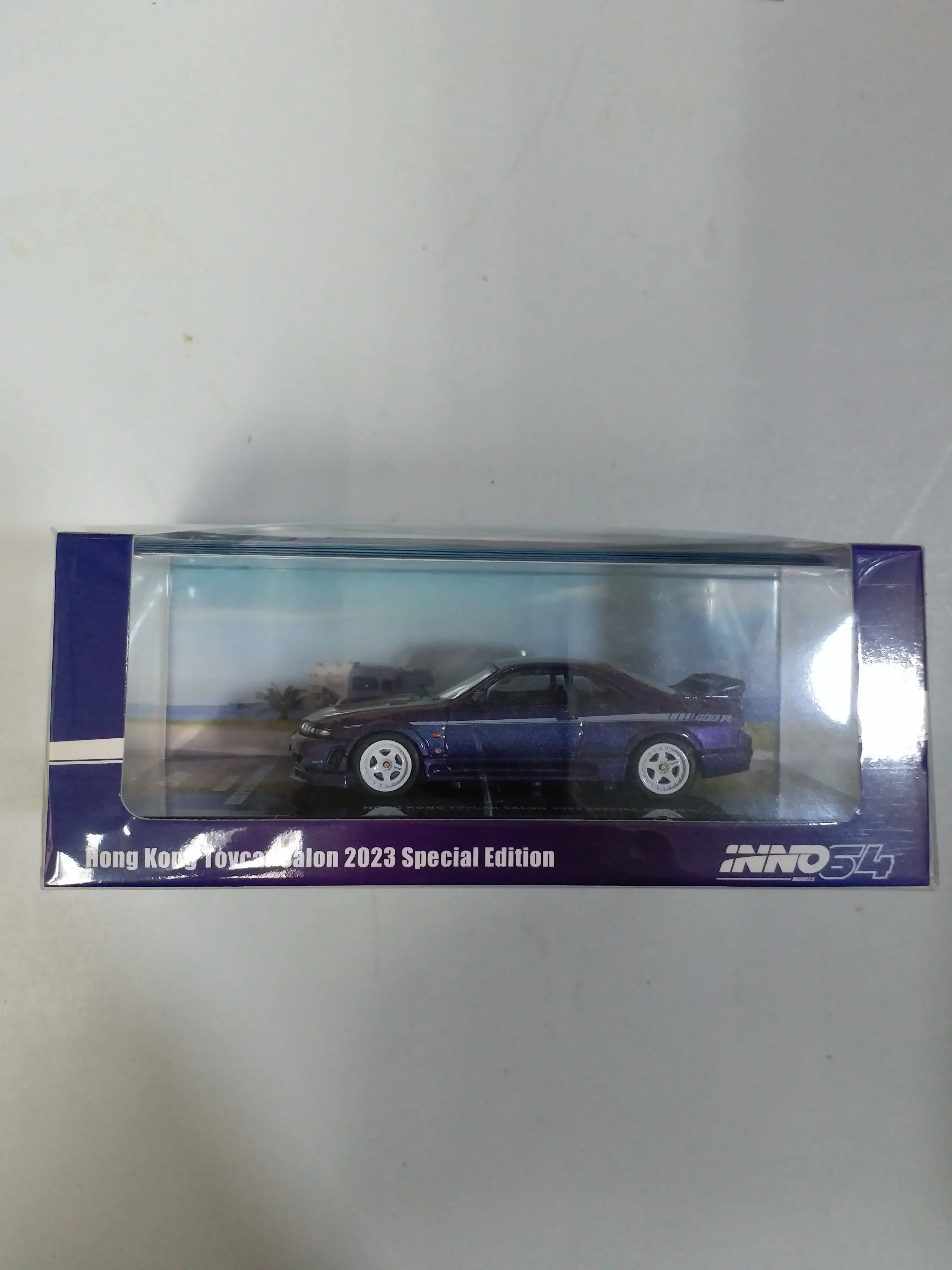 INNO64 1/64 HK Toy Car Salon 23 Exclusive NISSAN SKYLINE GT-R (R33) Nismo 400R Midnight Purple - Image 2