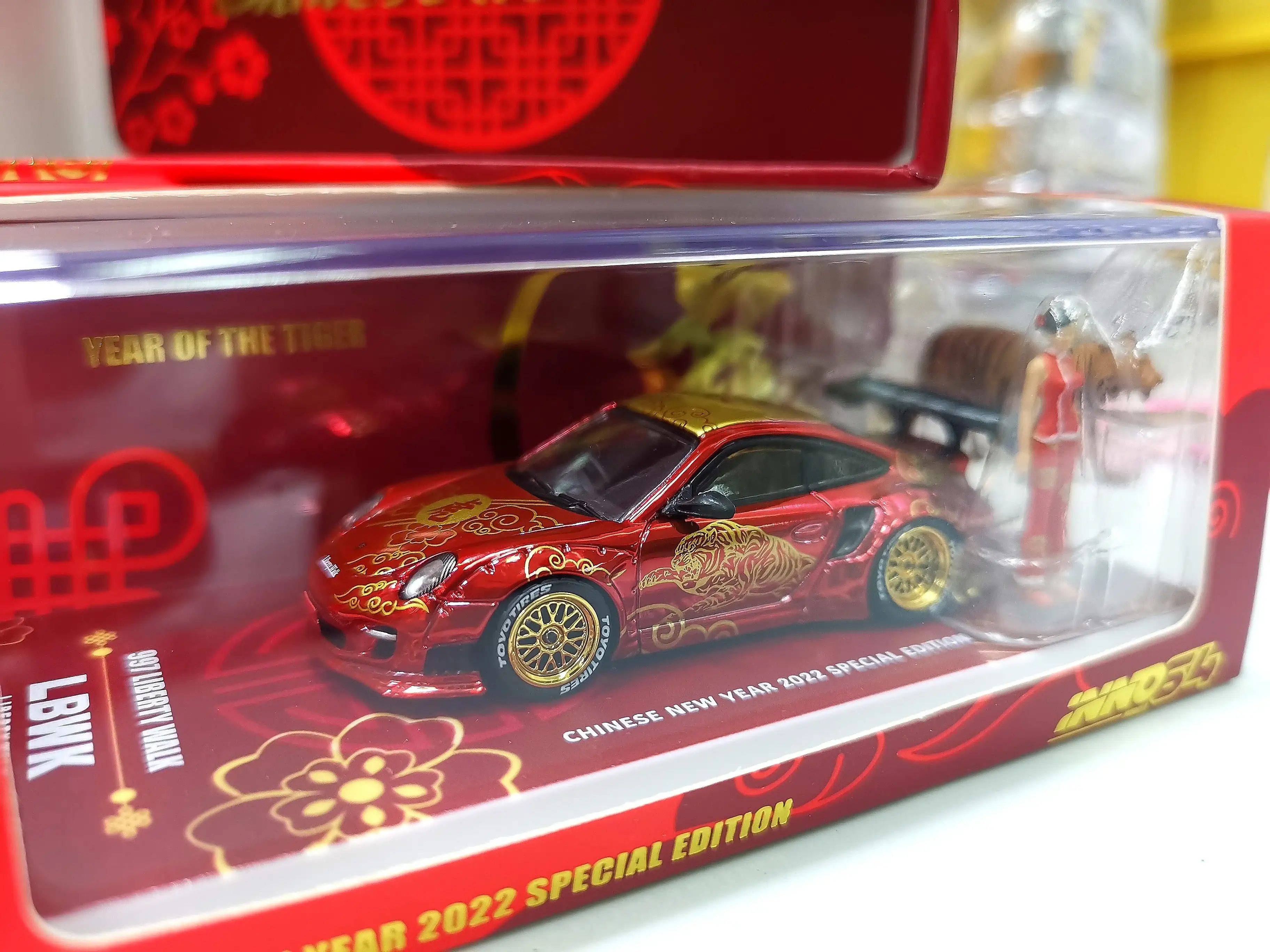 Inno64 LBWK Year of the Tiger CNY 2022 exclusive Porsche 911 GT3 RS (997) - Image 2