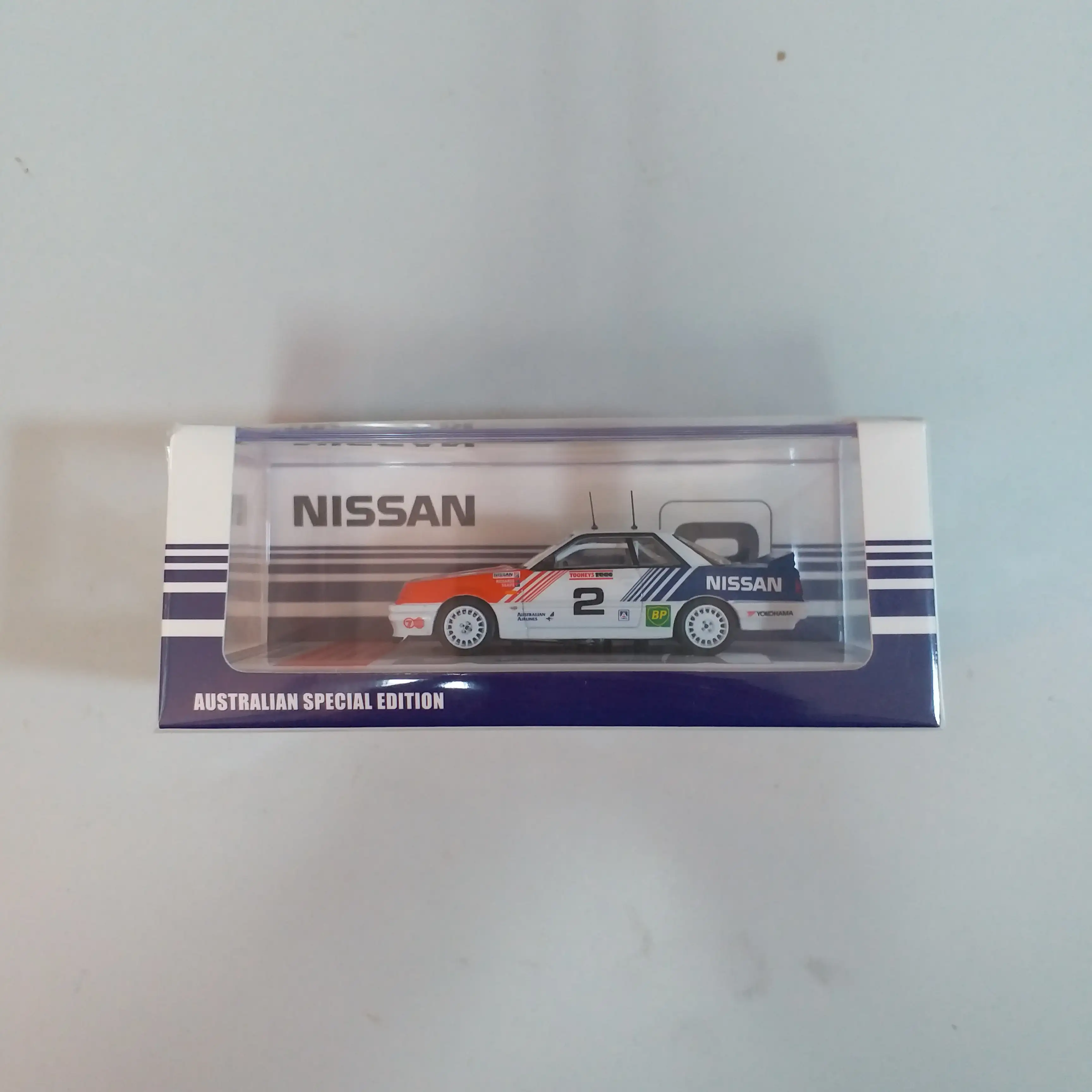 Inno64 Nissan Skyline 2000 Turbo RS-X (HR31) #2 "NISSAN MOTORSPORT AUSTRALIA" Bathurst 1000 Toheys 1989 - Image 2