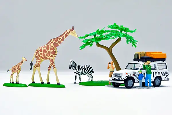 Kaiyodo x Tomica Limited Vintage Diocolle 64 #CarSnap 28a Safari 1 (Includes Toyota Land Cruiser FJ56V - Image 4