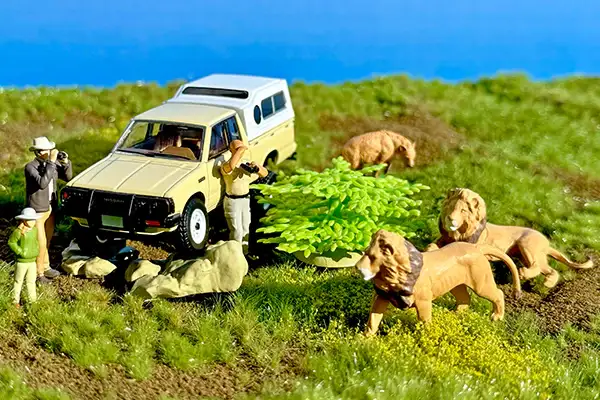 Kaiyodo x Tomica Limited Vintage DioColle 64 #CarSnap 32a Safari 4 (Nissan Truck 4x4 King Cab Included) - Image 4