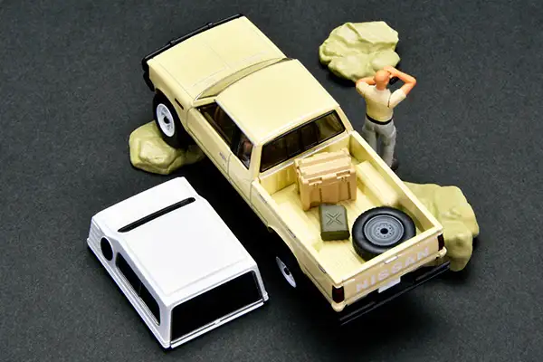 Kaiyodo x Tomica Limited Vintage DioColle 64 #CarSnap 32a Safari 4 (Nissan Truck 4x4 King Cab Included) - Image 5