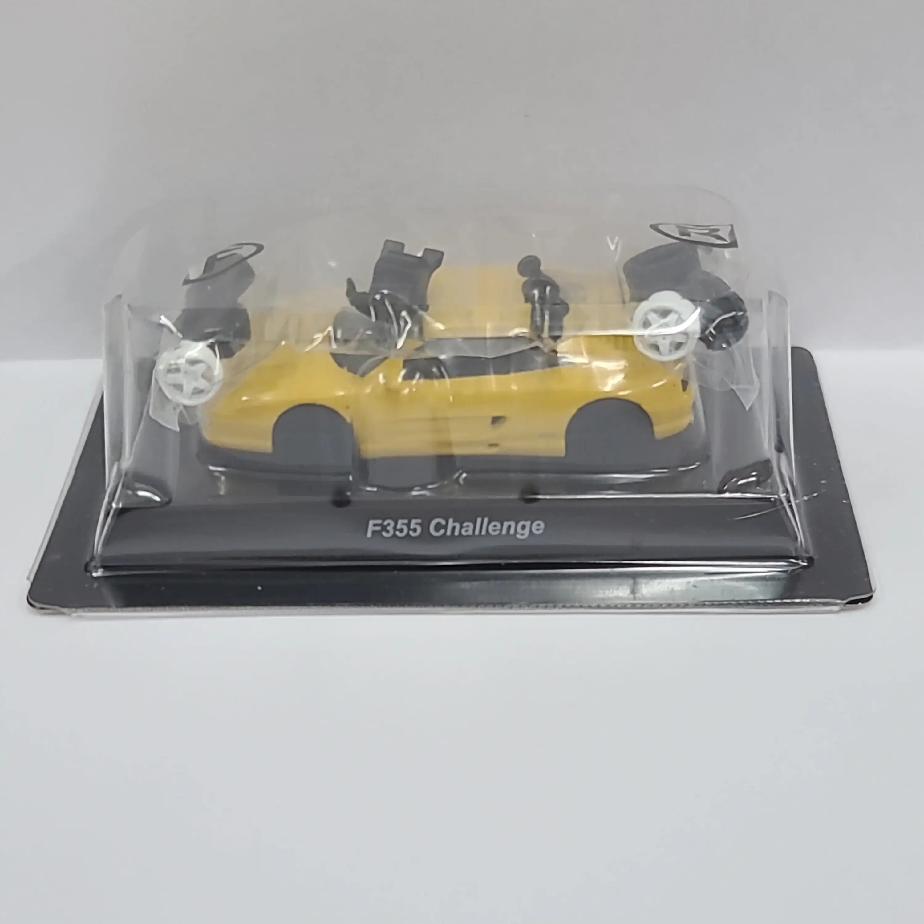 Kyosho 1:64 Scale Ferrari Mini Car Collection VI F355 Challenge