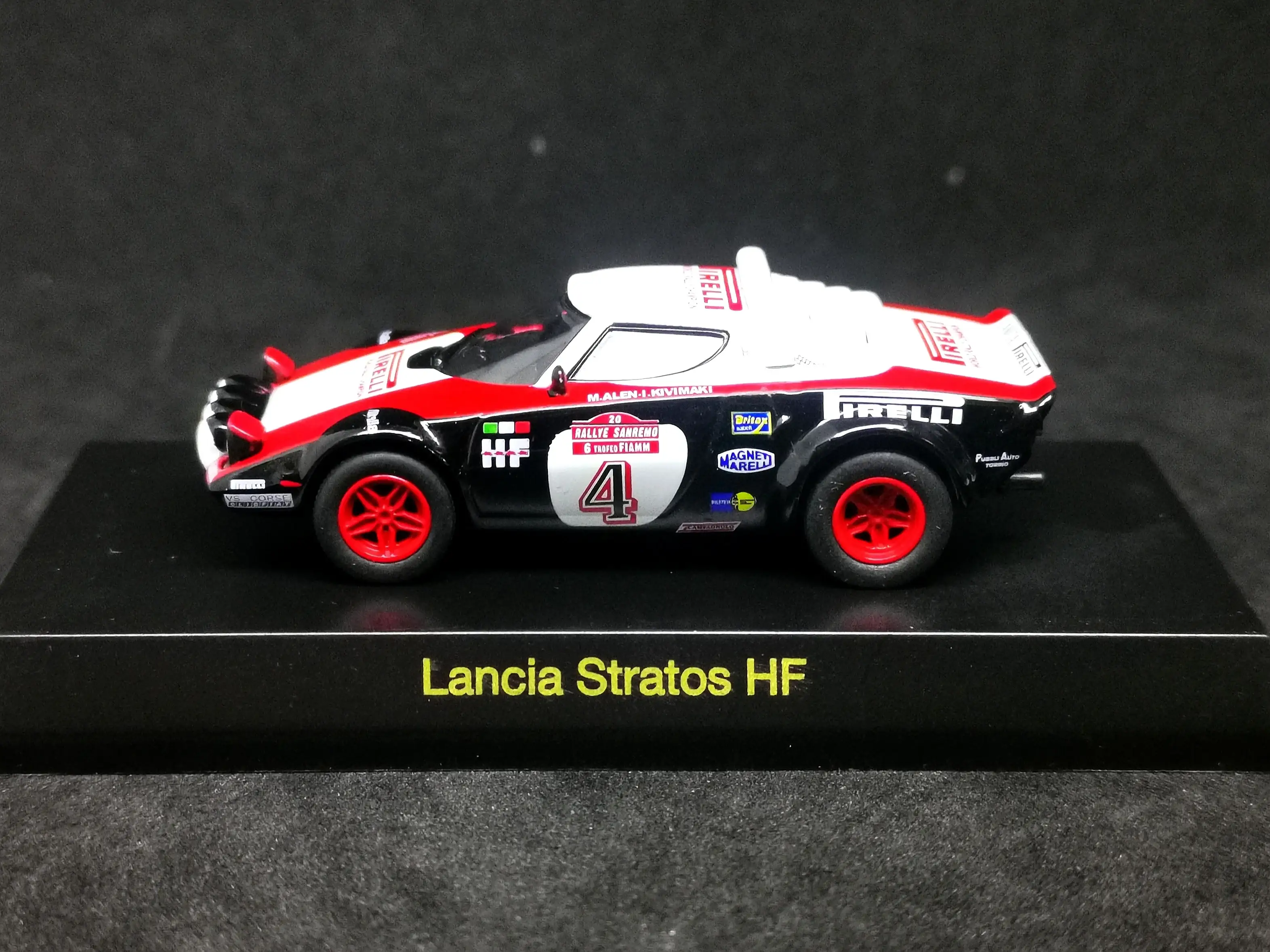 Kyosho 1:64 Scale FIAT Lancia Minicar Collection Stratos HF Rally - Image 3