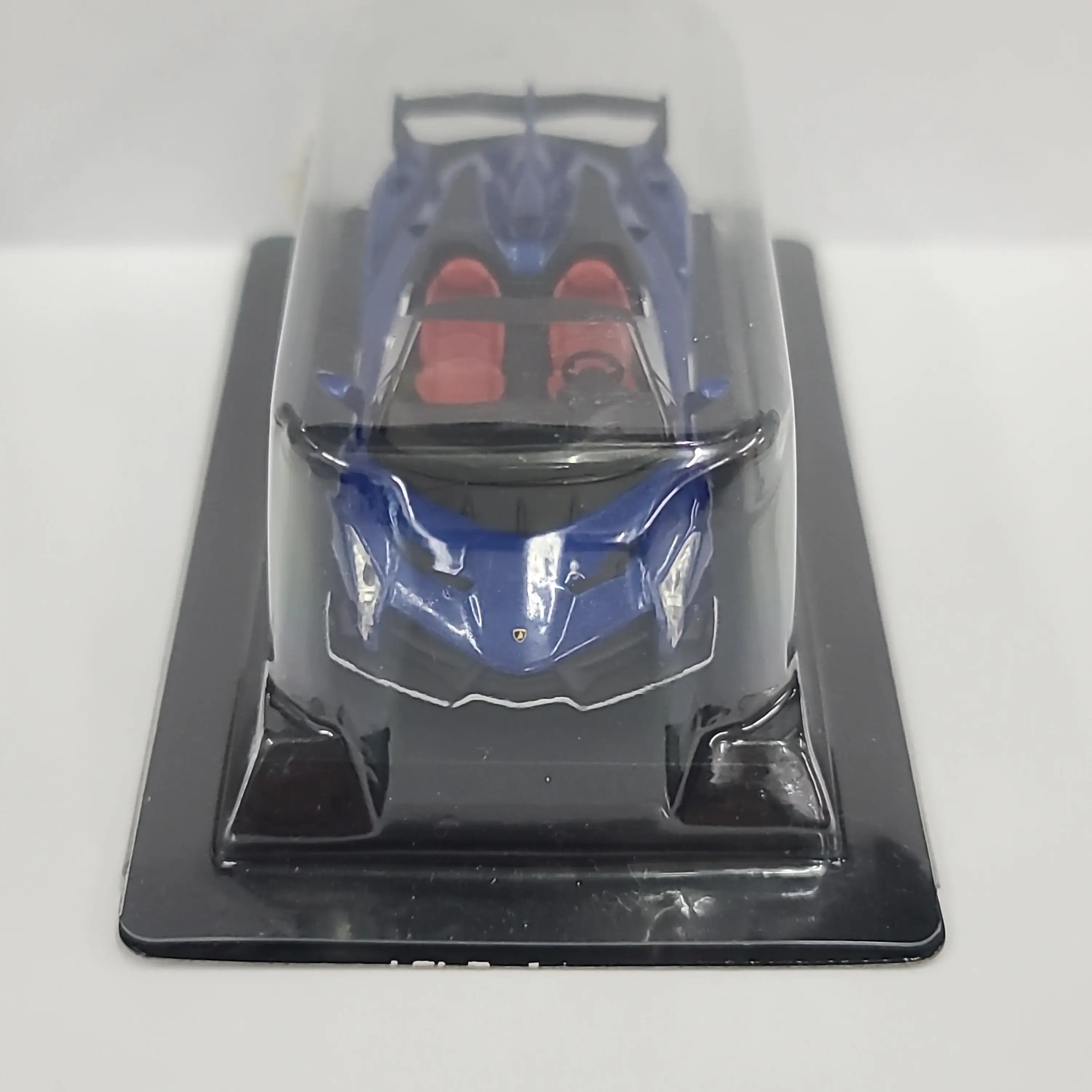 Kyosho 1:64 Scale Lamborghini collection Lamborghini Veneno Blue - Image 2