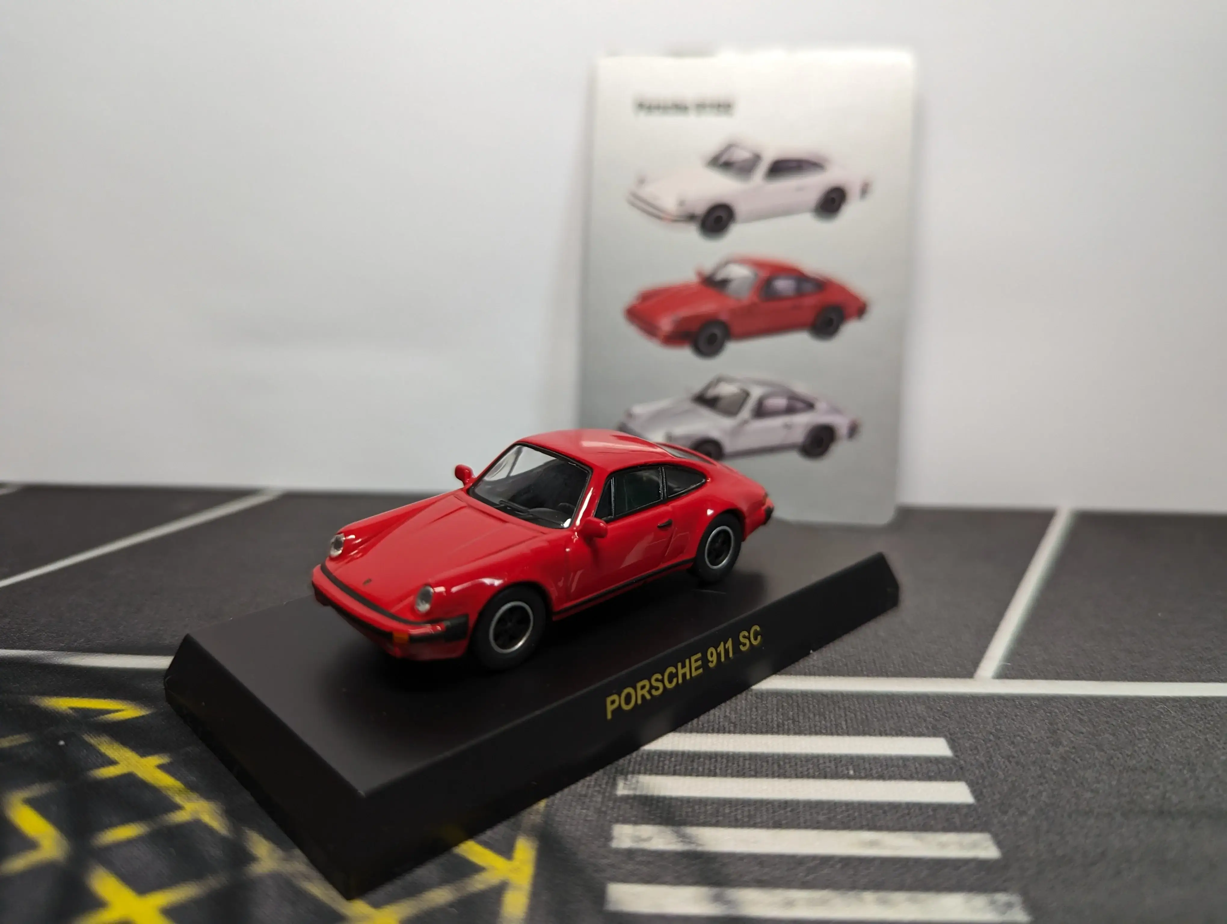 Kyosho 1:64 Scale Mini Car Collection Porsche 911 SC Red