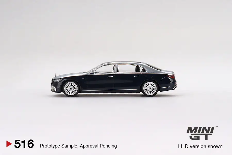 Mini GT #516 Mercedes-Maybach S680 Cirrus Silver / Nautical Blue Metallic - Image 2