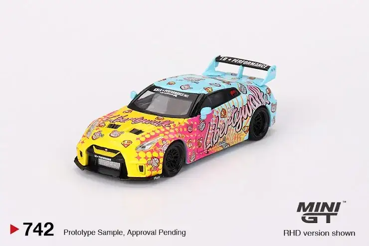 Mini GT #742 LB-Silhouette WORKS GT NISSAN 35GT-RR Ver.1 LBWK KUMA