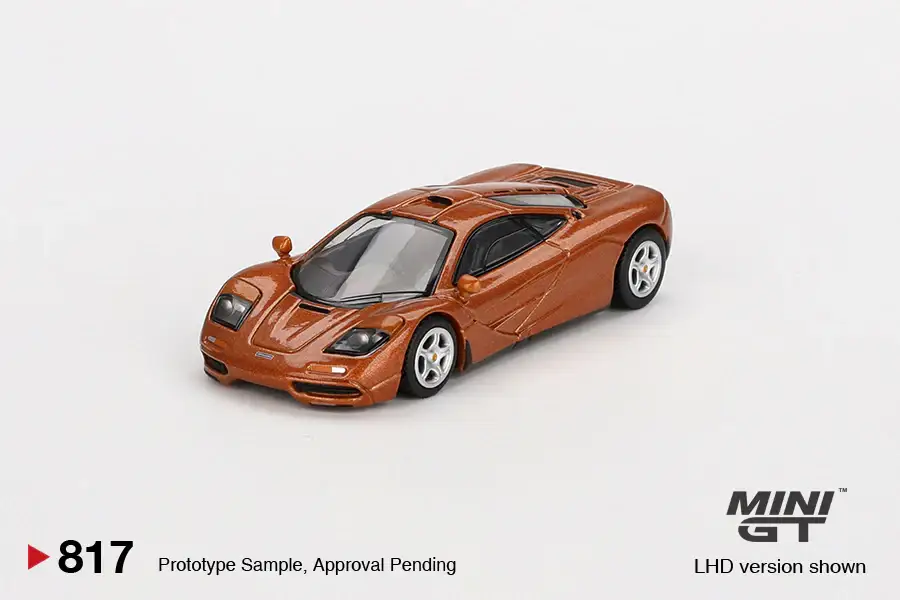 MINI GT #817 McLaren F1 Yquem