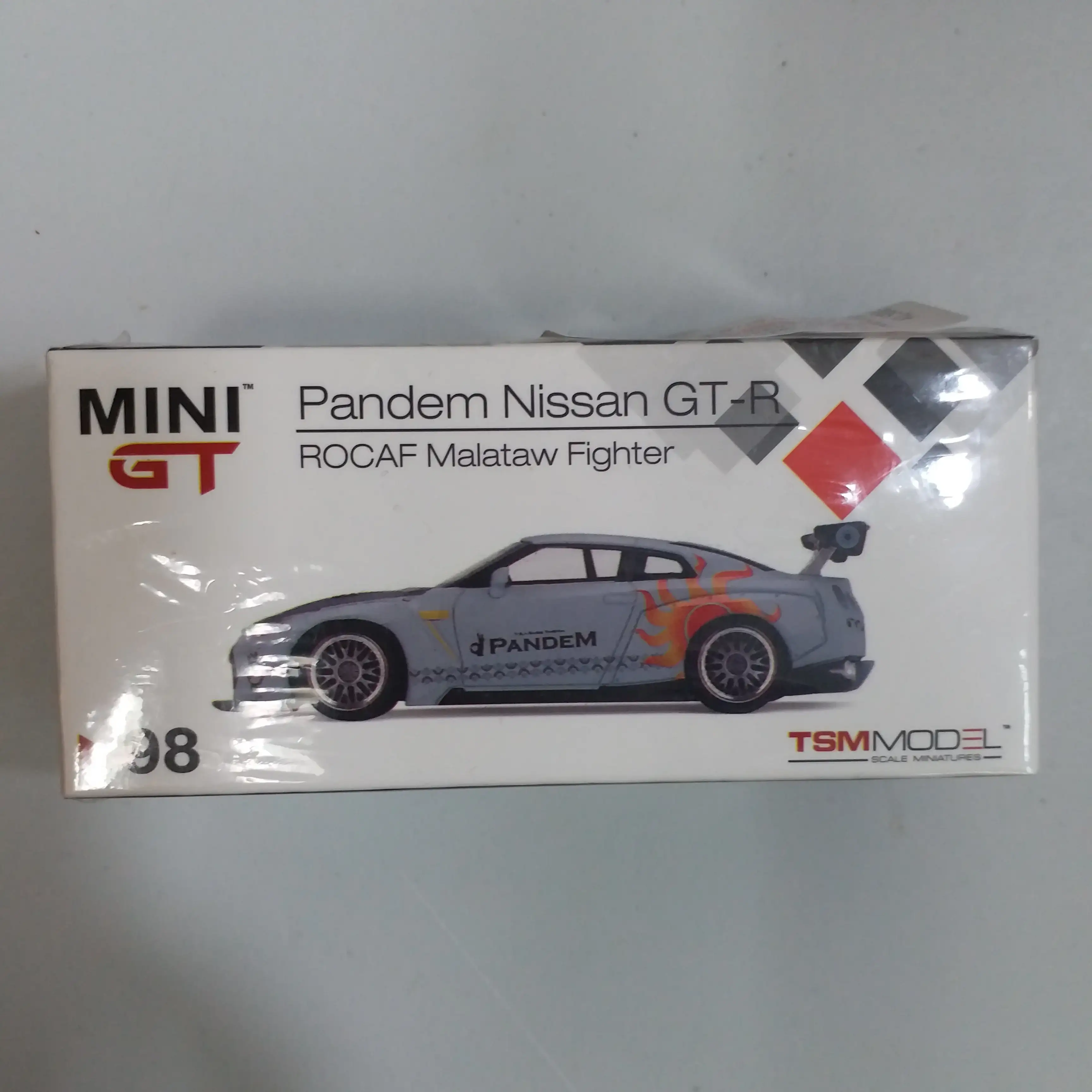 Mini GT #98 Pandem Nissan GT-R ROCAF Malataw Flighter - Image 2