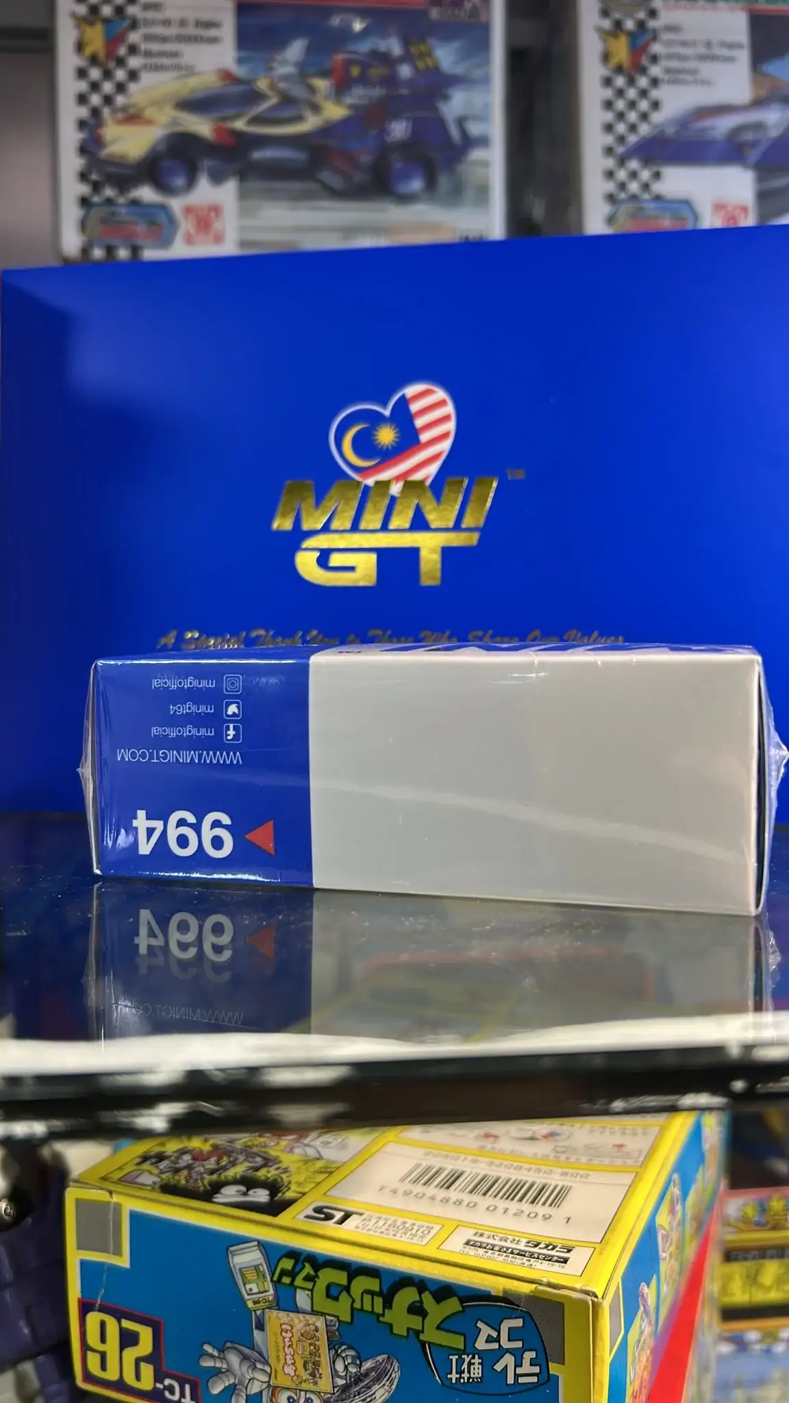 ONLY 1 IN HAND!! MINI GT MDX25 exclusive car #994 ABARTH 595 LB-WORKS x Abas Works - Image 3
