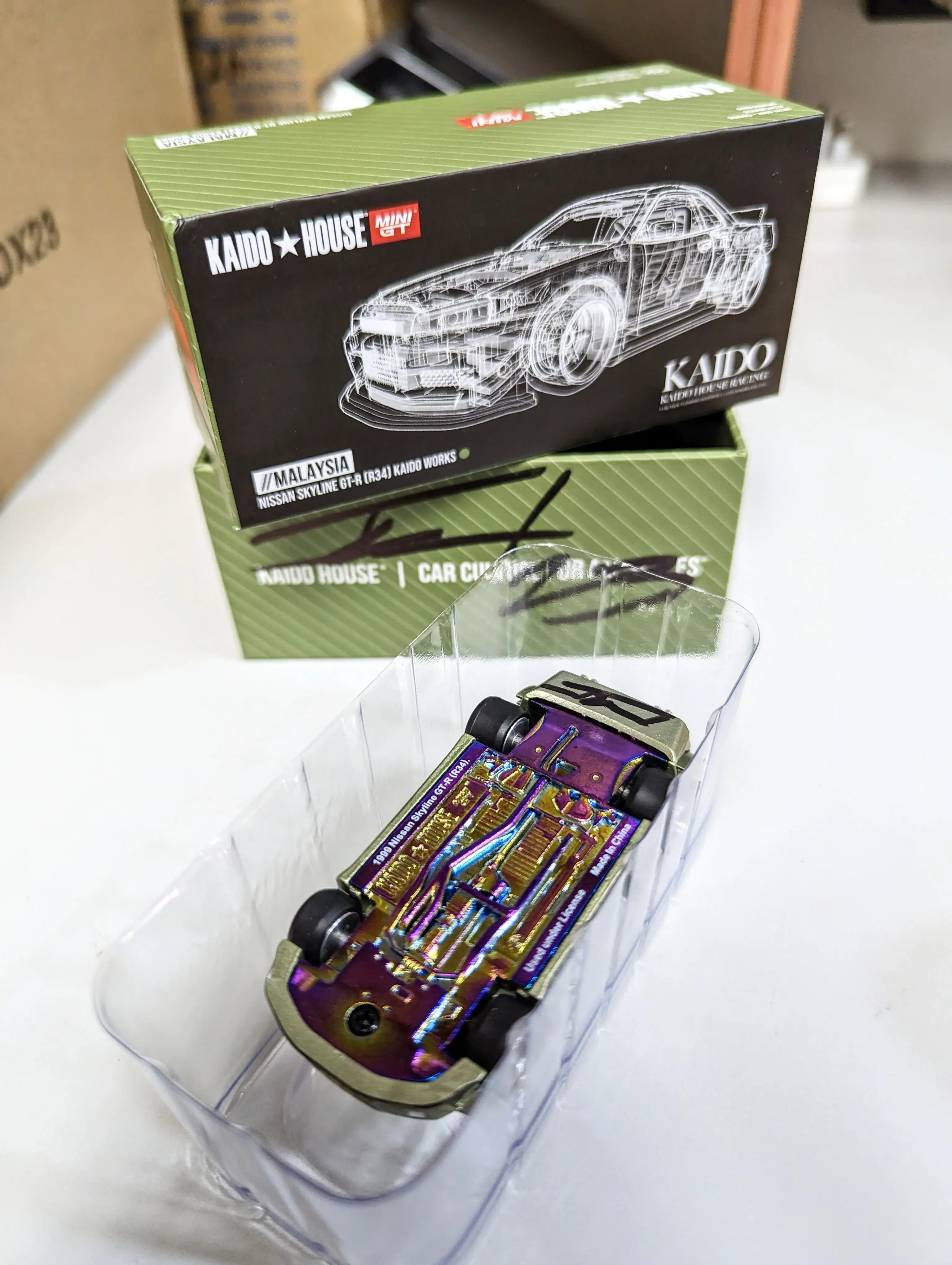 Mini GT x Kaido House MDX23 exclusive 1:64 Nissan Skyline GT-R R34 - Image 4