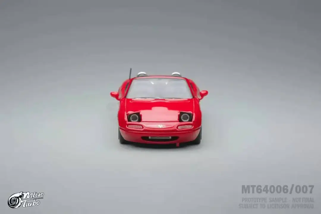 Peako 1:64 Scale Mazda MX-5 NA Roaster [Red] - Image 2