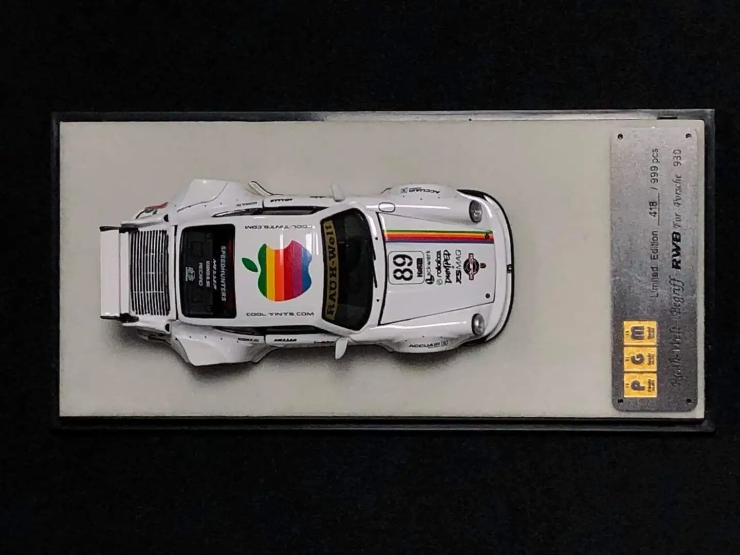 PGM 1:64 Scale RWB Porsche 930 Apple - Image 4