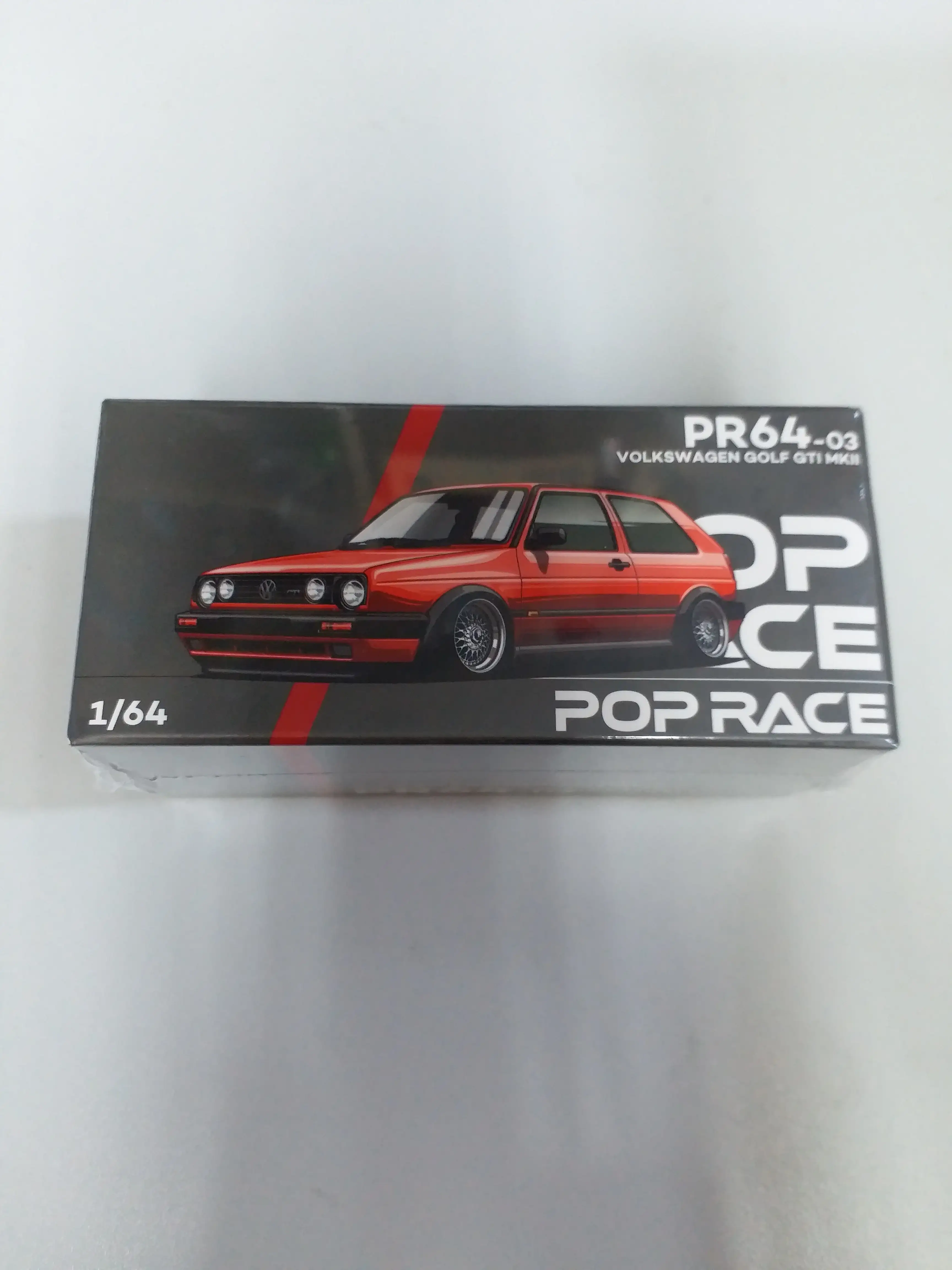 Pop Race 1:64 Scale Volkswagen Golf GTI MK2 Red - Image 2