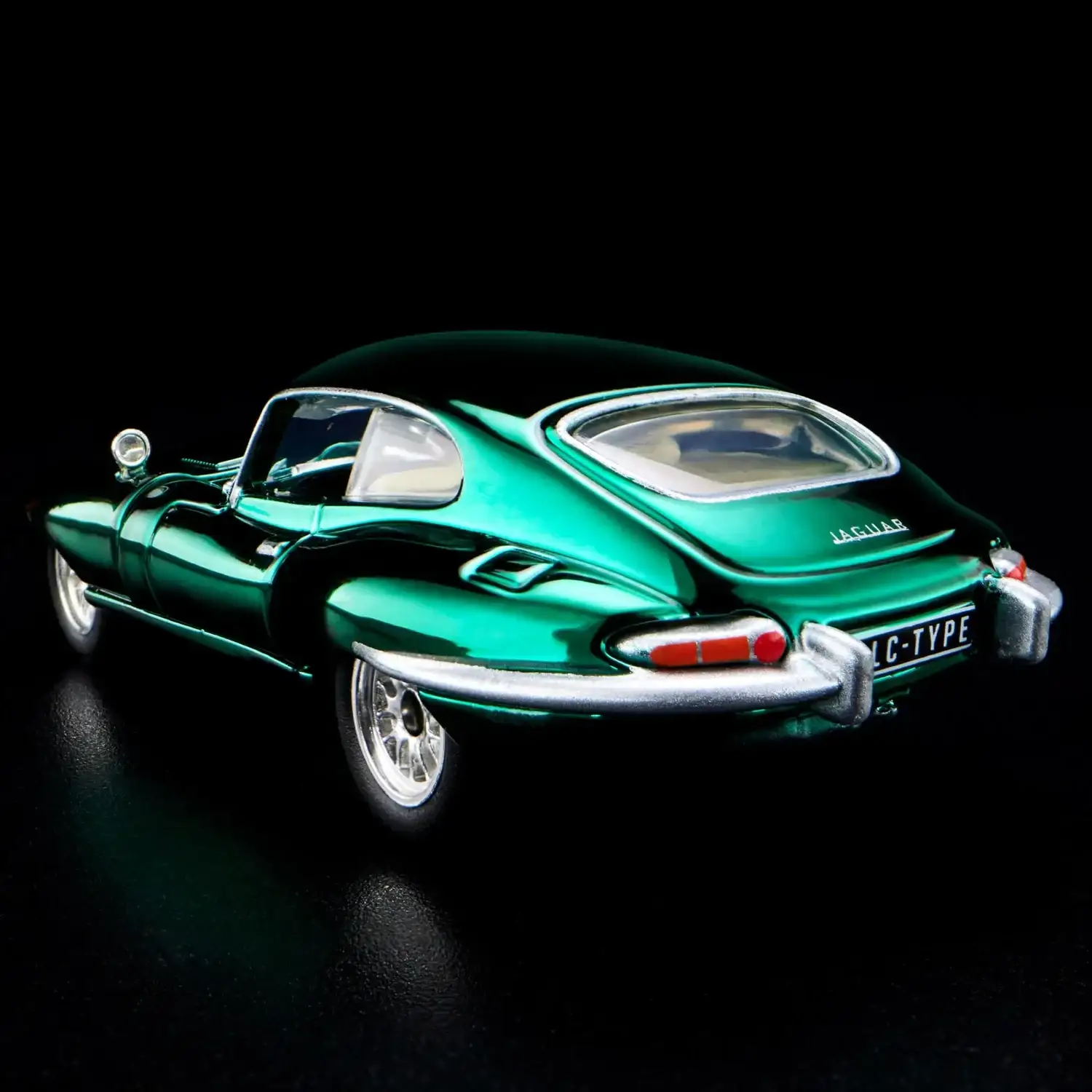 Hot Wheels RLC Exclusive 1964 Jaguar E-Type - Image 2