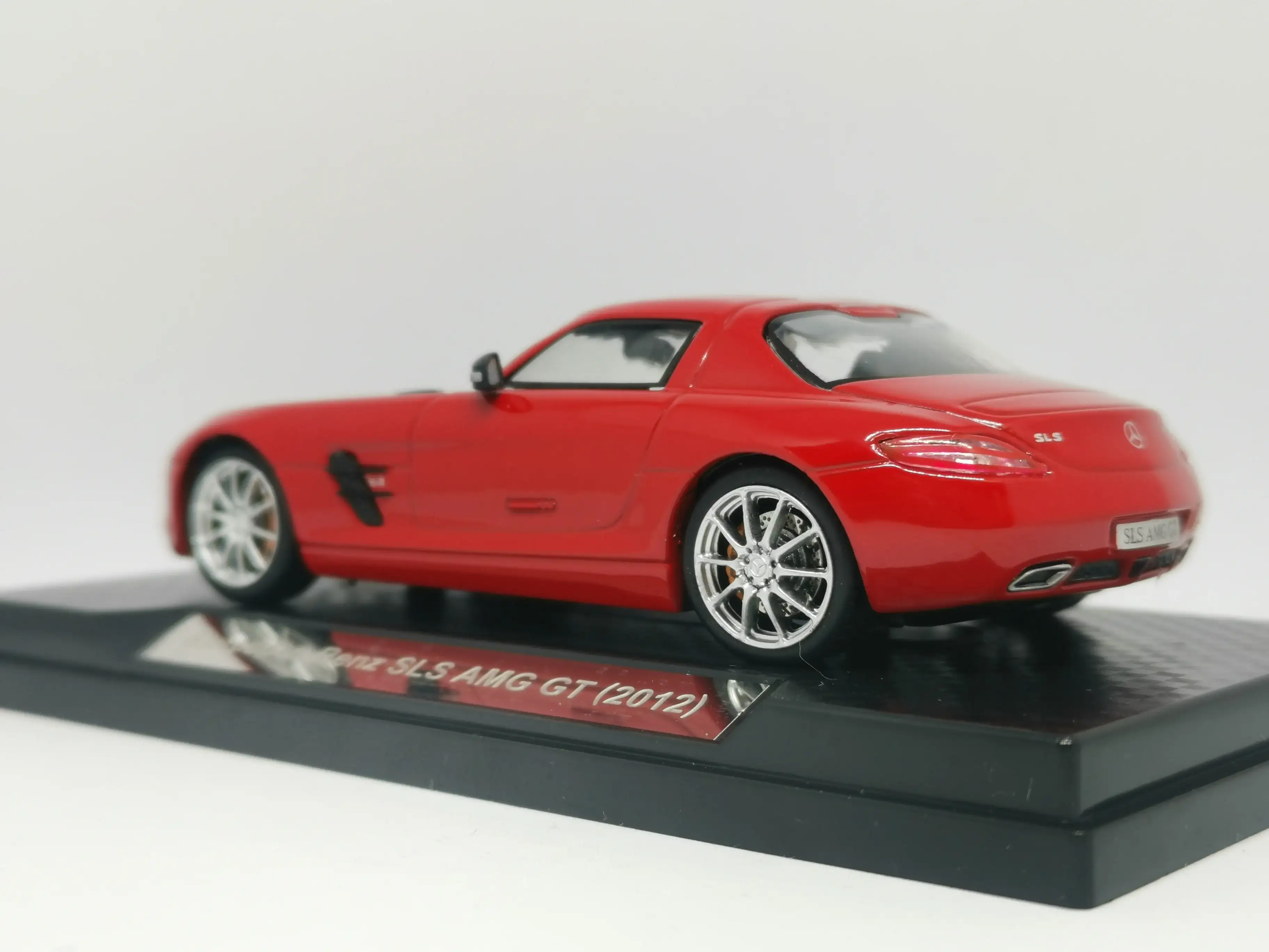 Taiwan 7-11 Blind Box 1:43 Mercedes-Benz SLS AMG 2012 - Image 2