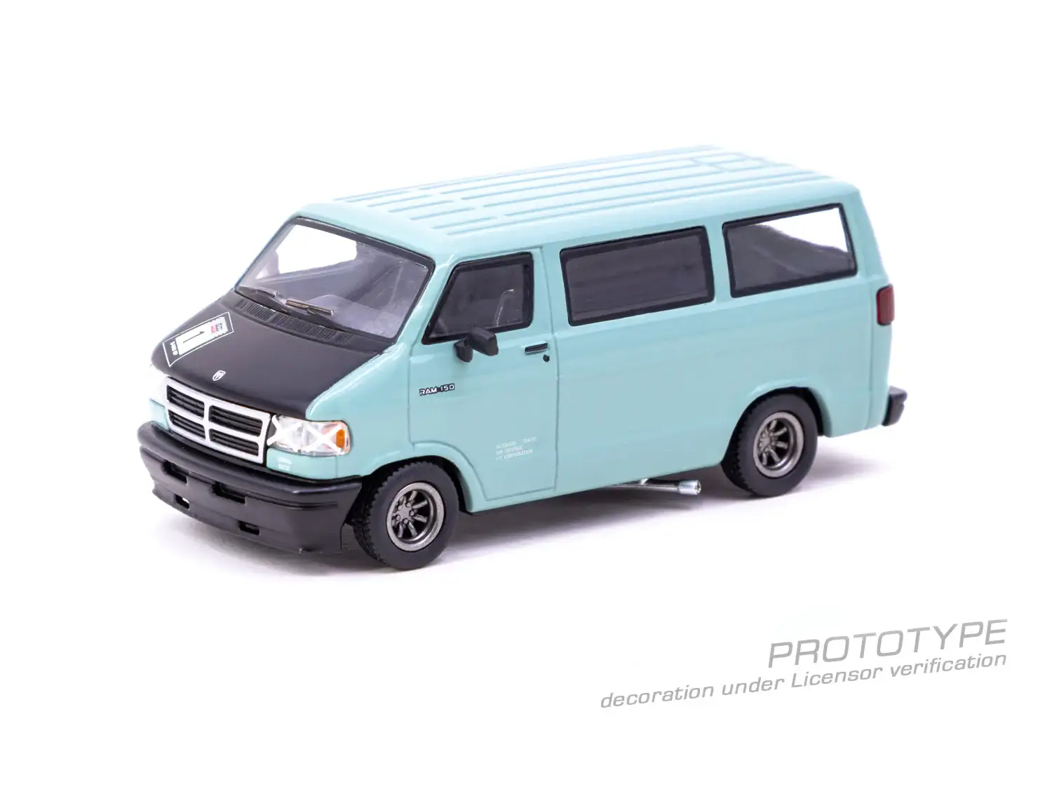 Tarmac works 1:64 Dodge Van Light Green - Image 2