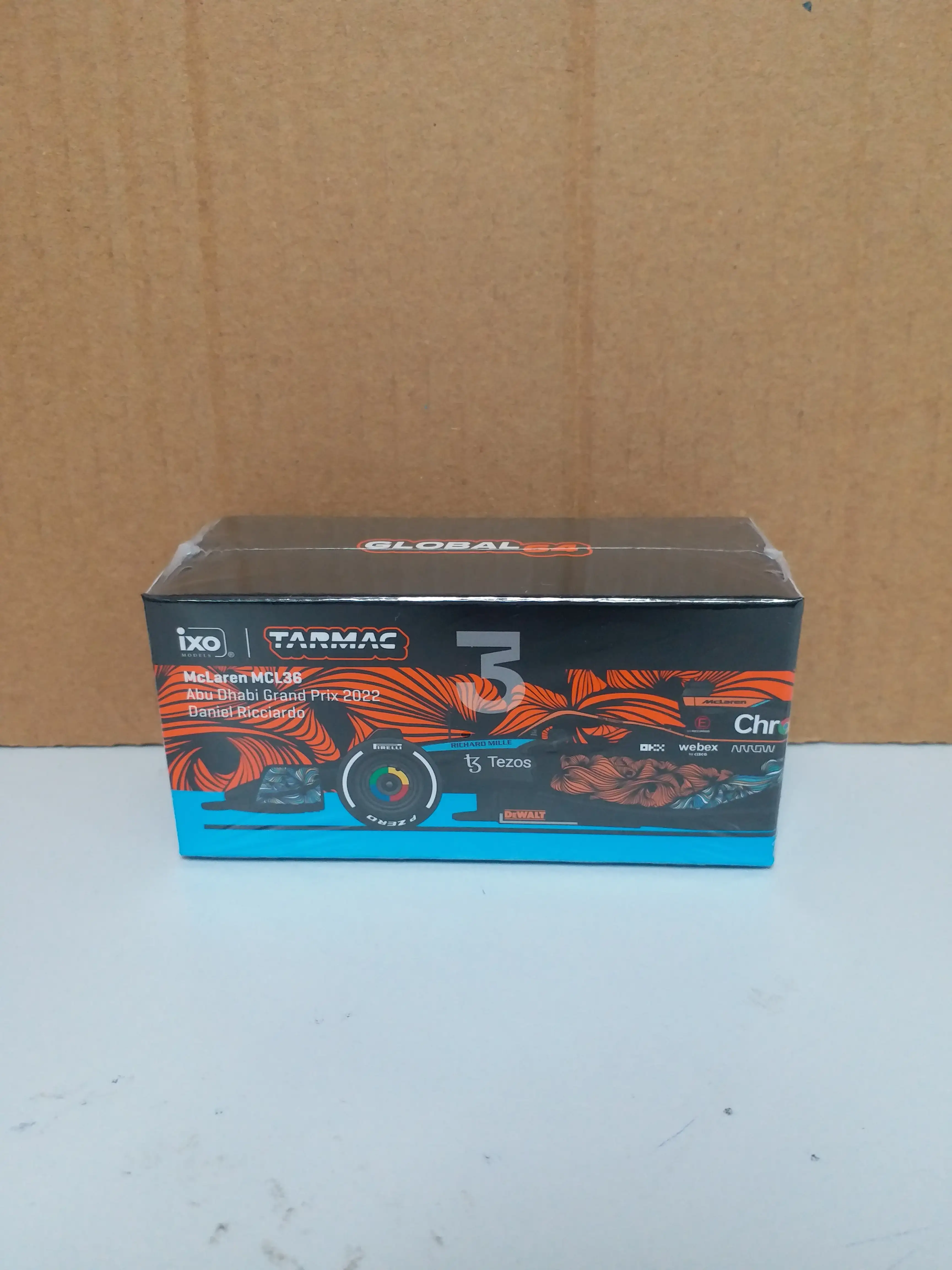 Tarmac Works 1:64 Scale McLaren MCL36 Abu Dhabi Grand Prix 2022 Daniel Ricciardo - Image 2